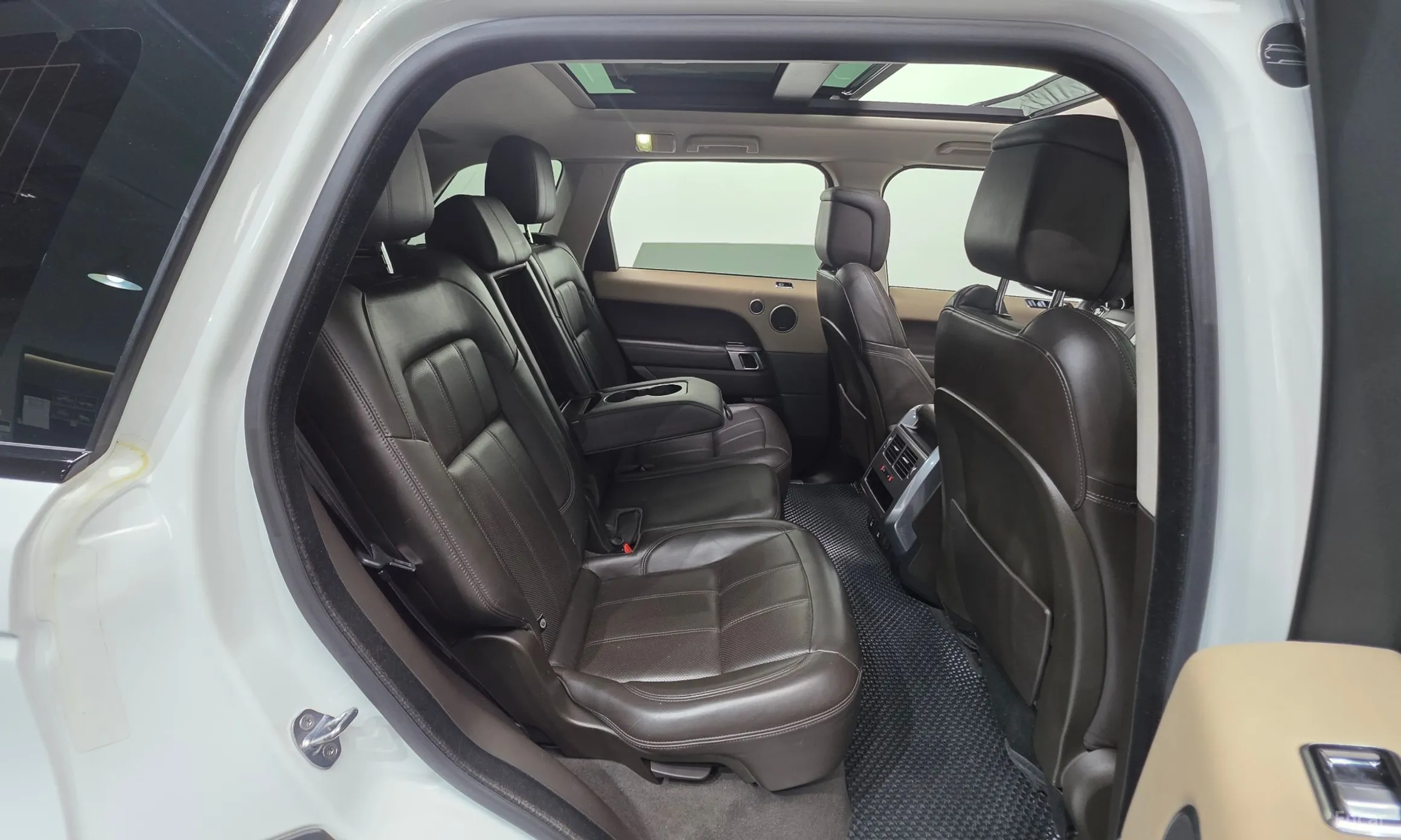Land Rover Range Rover Sport 2nd Generation превью 17