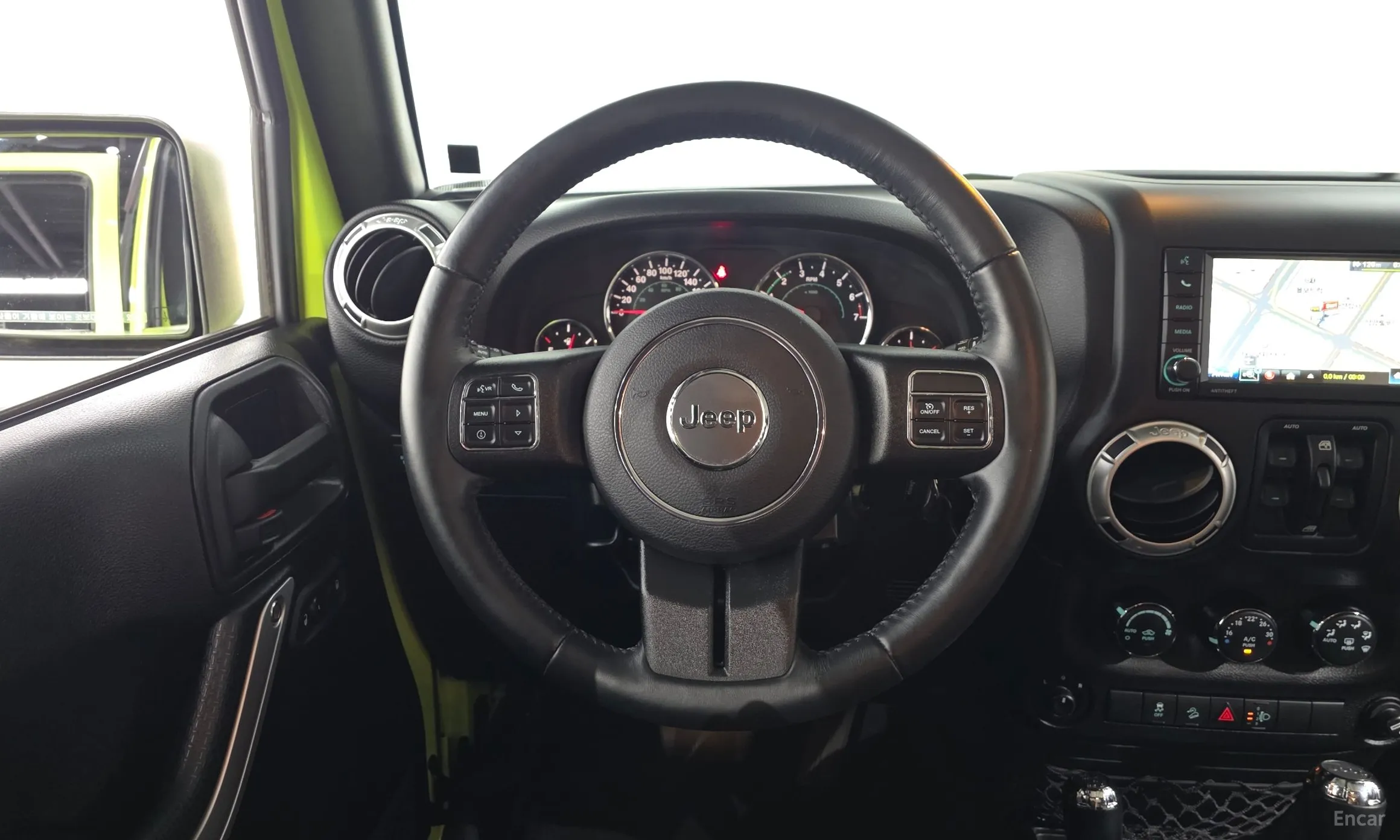 Jeep Wrangler (JK) превью 12