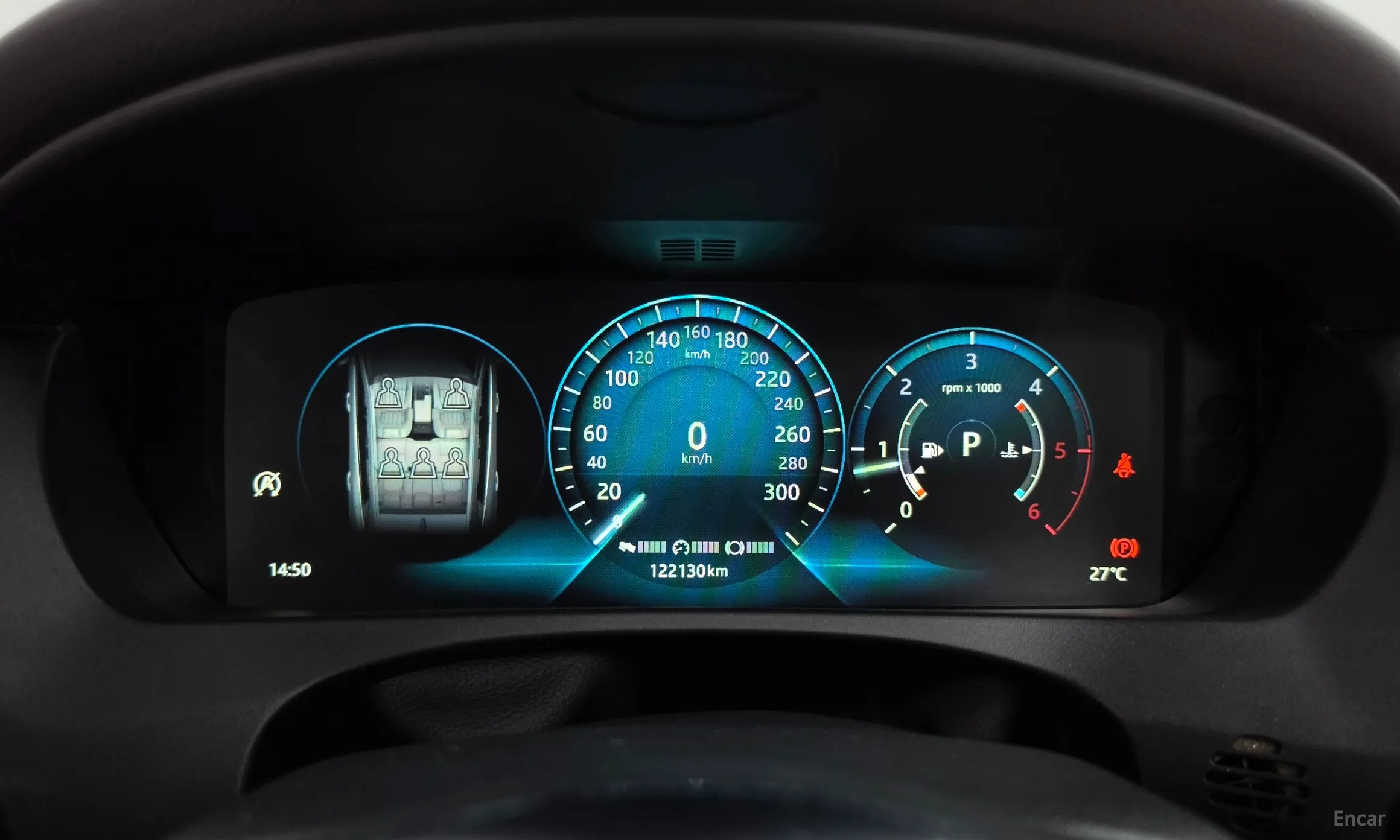 Jaguar F-PACE превью 8