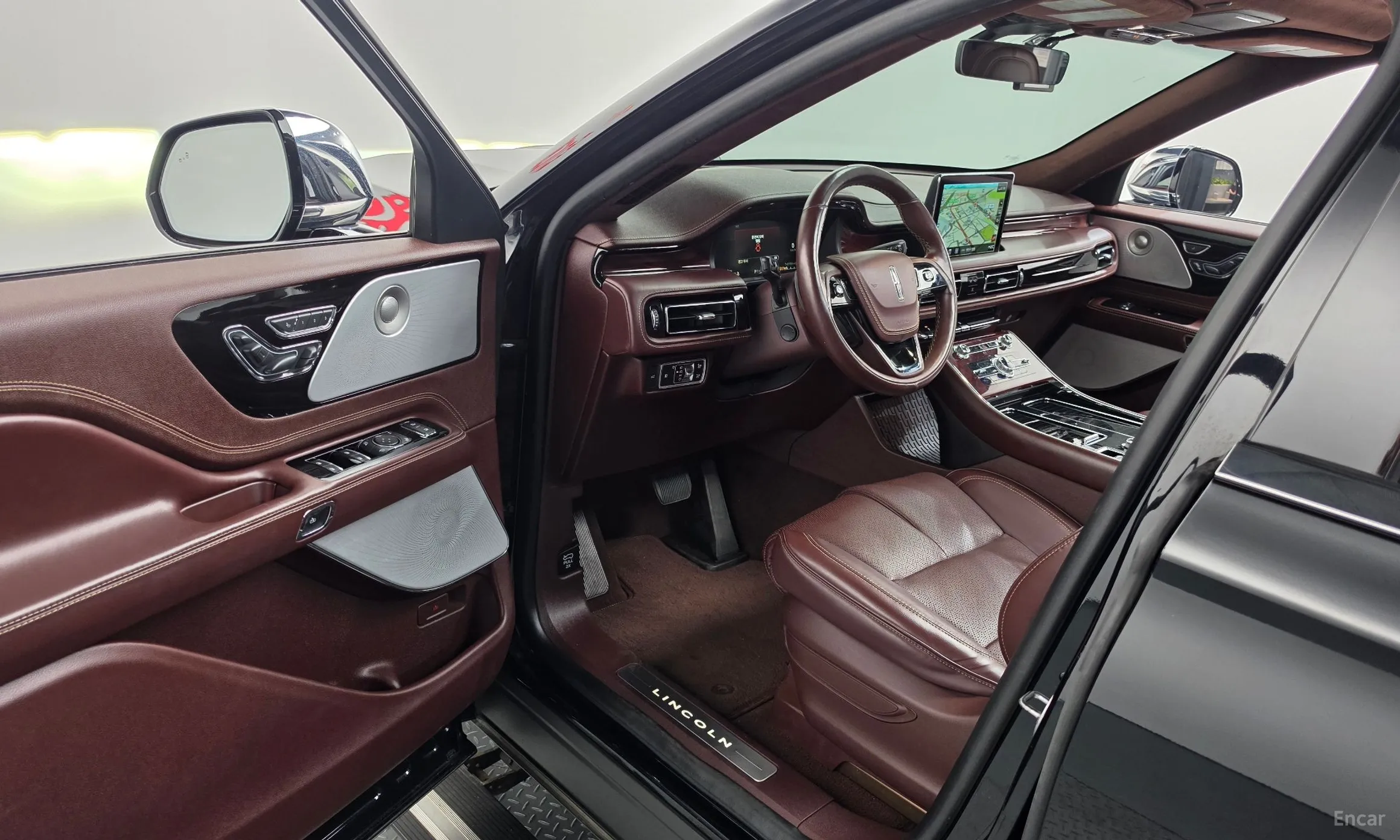 Lincoln Aviator 2nd Generation превью 10