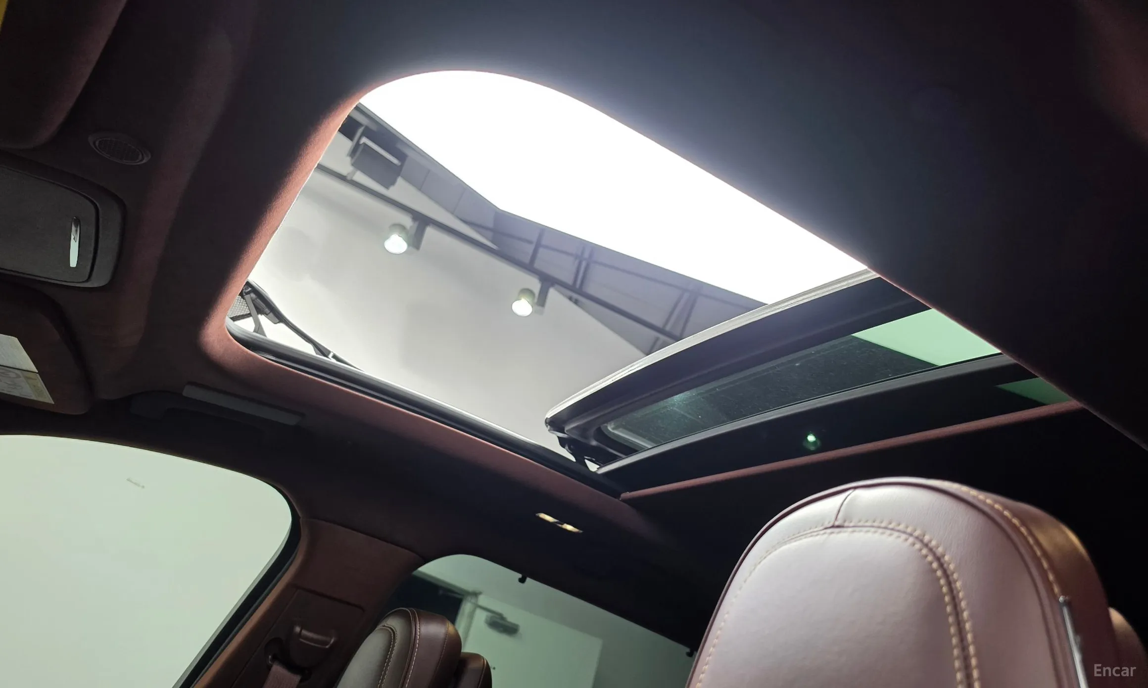 Lincoln Aviator 2nd Generation превью 16