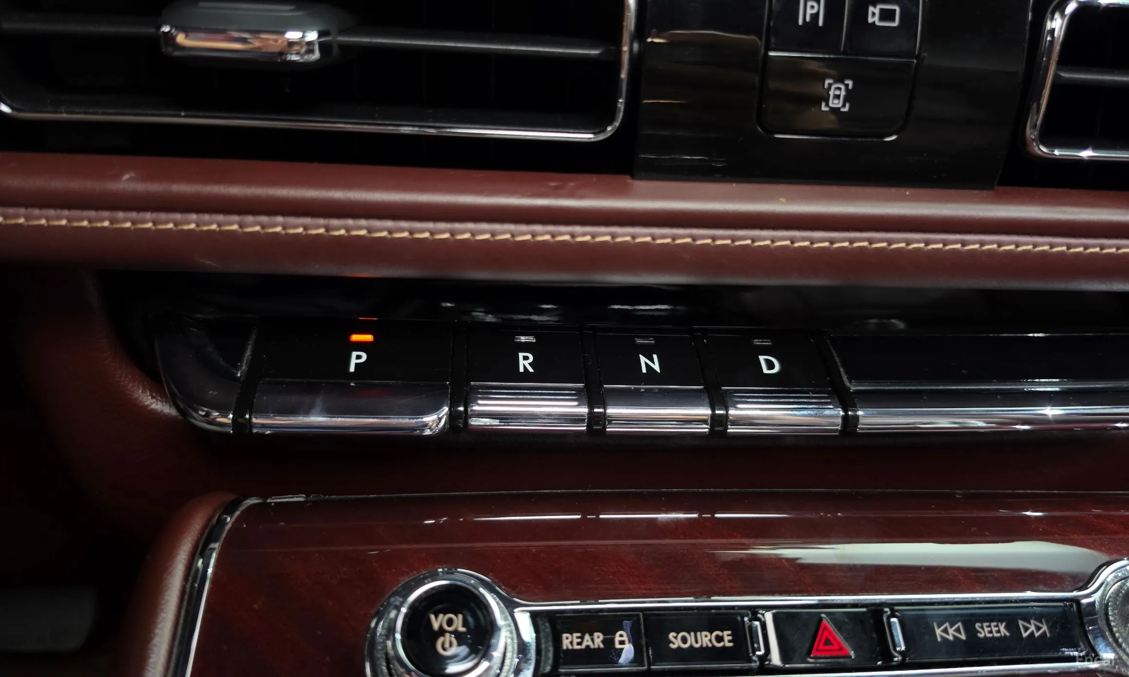 Lincoln Aviator 2nd Generation превью 9