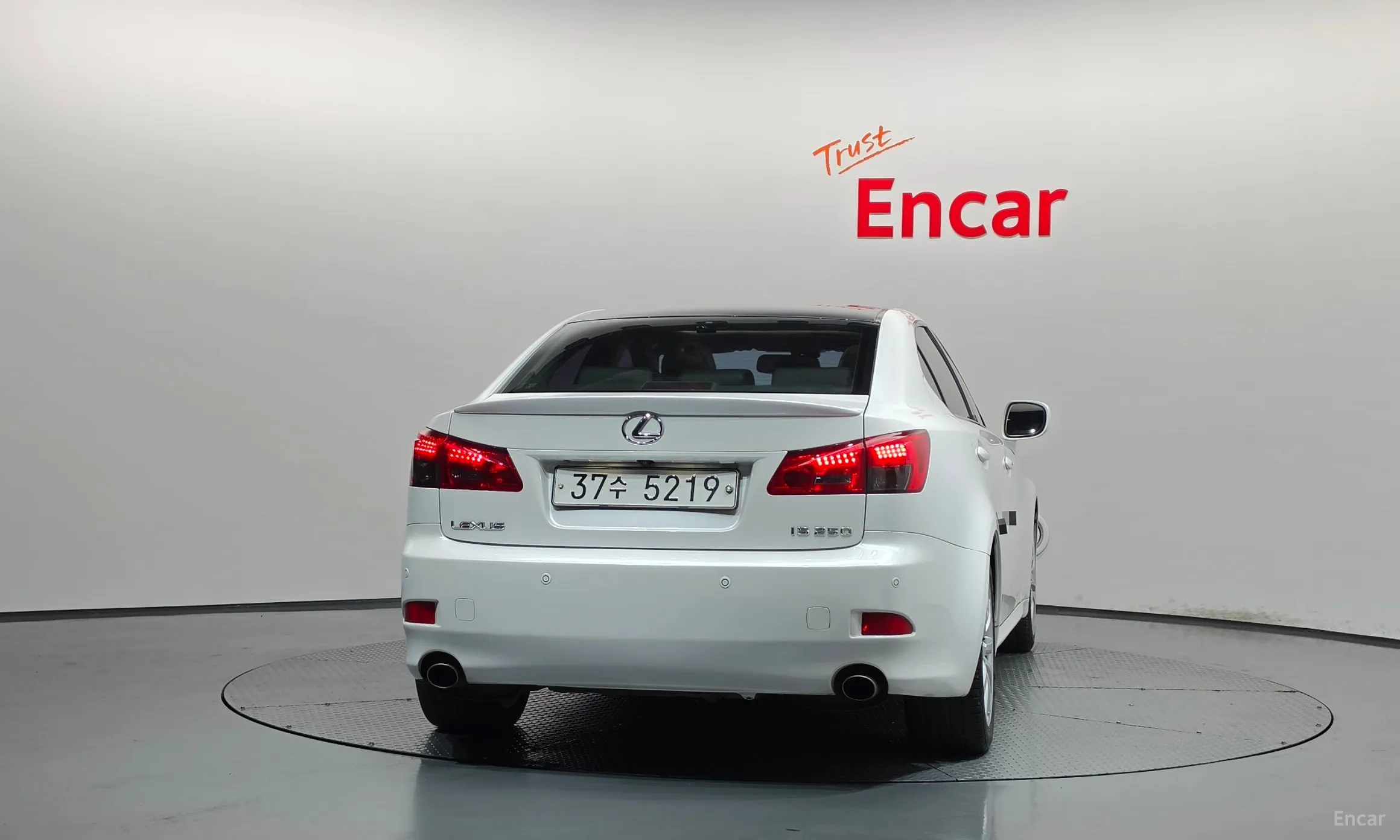 Lexus IS250 превью 4