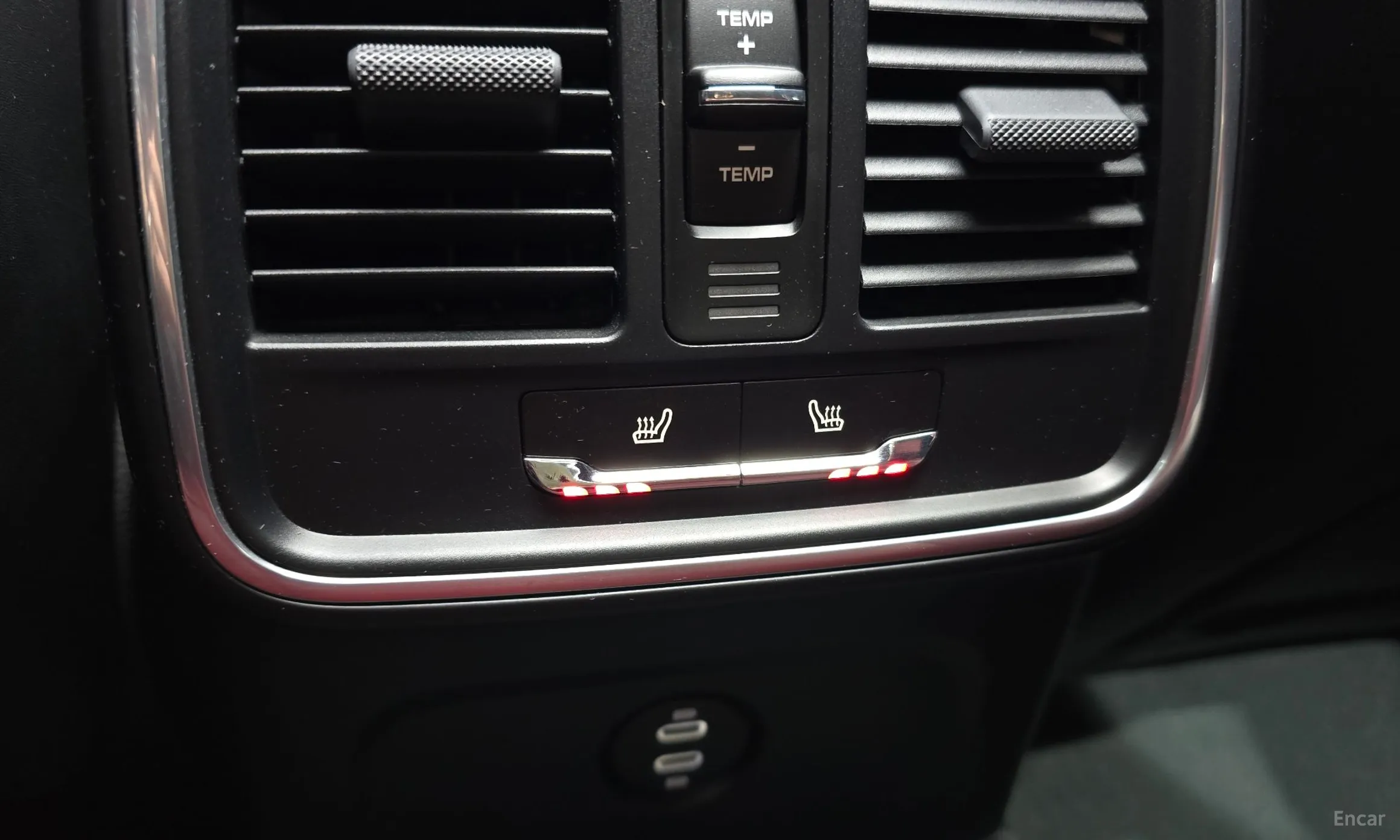 Porsche Macan превью 18