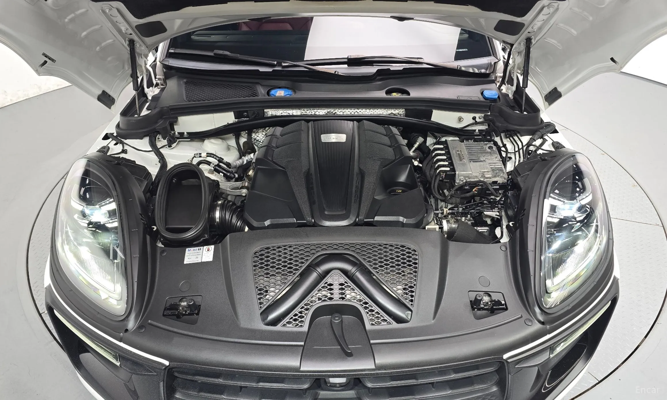 Porsche Macan превью 6
