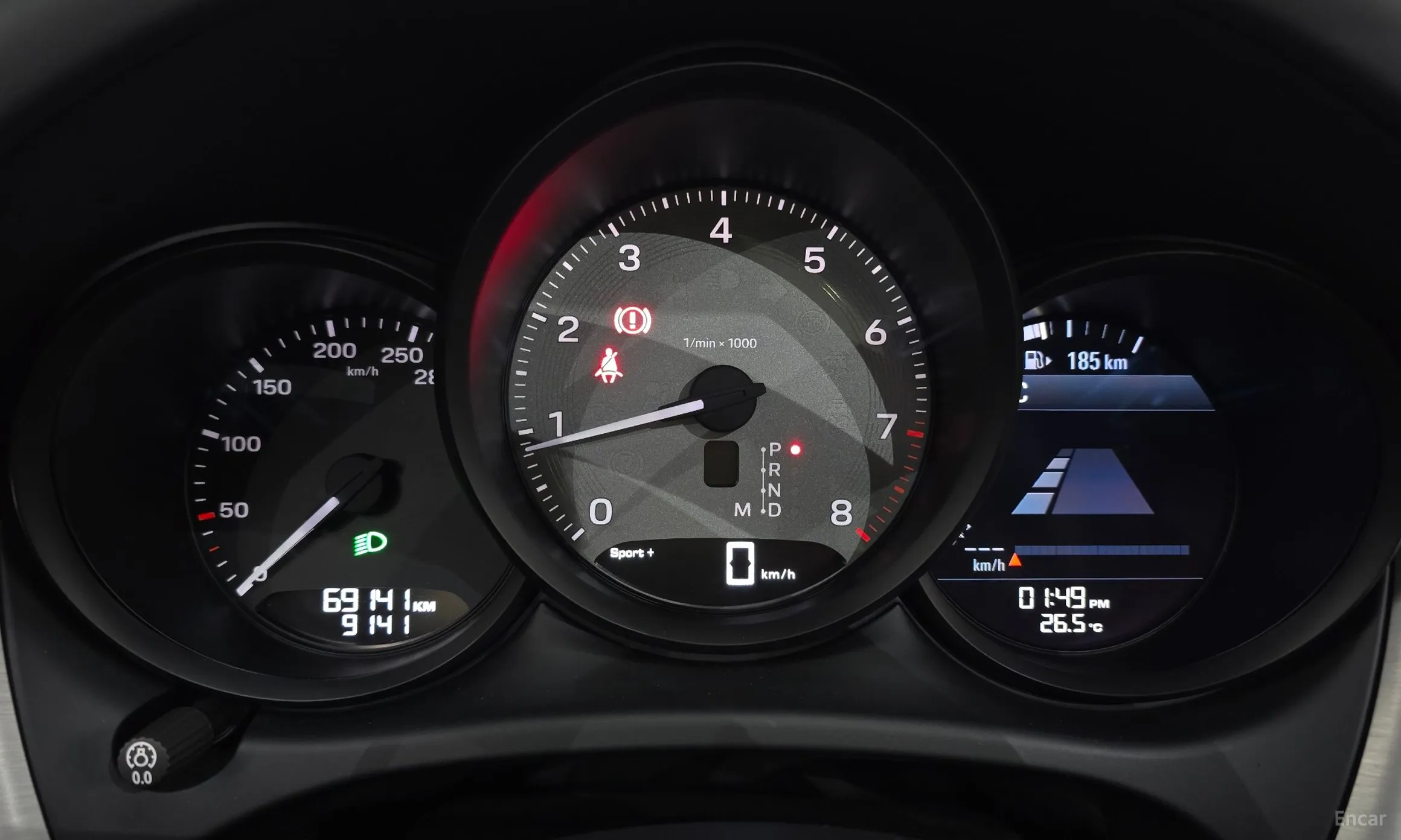 Porsche Macan превью 8