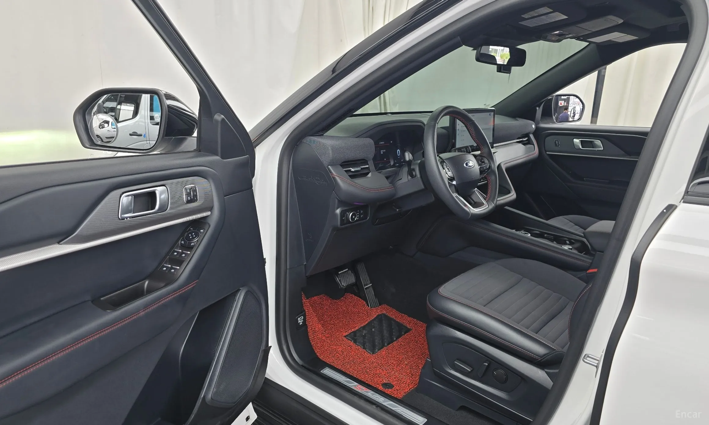 Ford Explorer 6th Generation превью 10