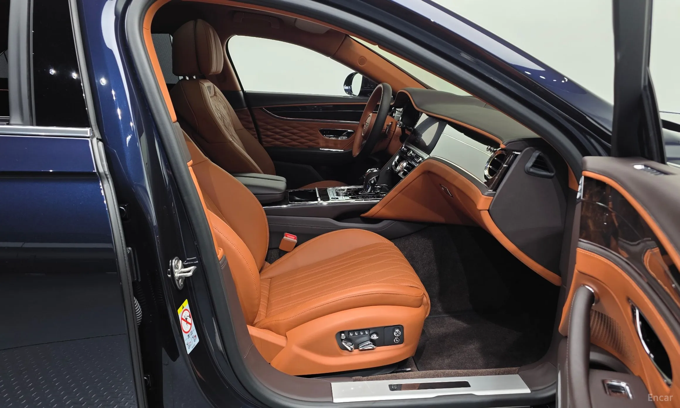 Bentley Flying Spur 3rd Generation превью 11