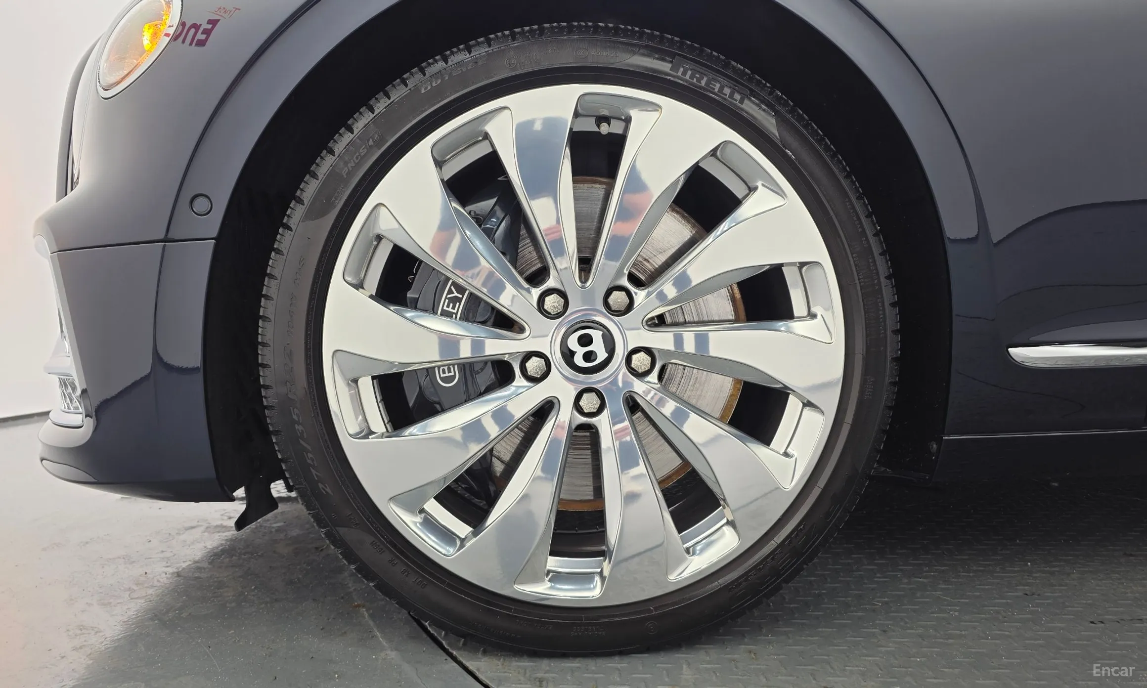 Bentley Flying Spur 3rd Generation превью 5