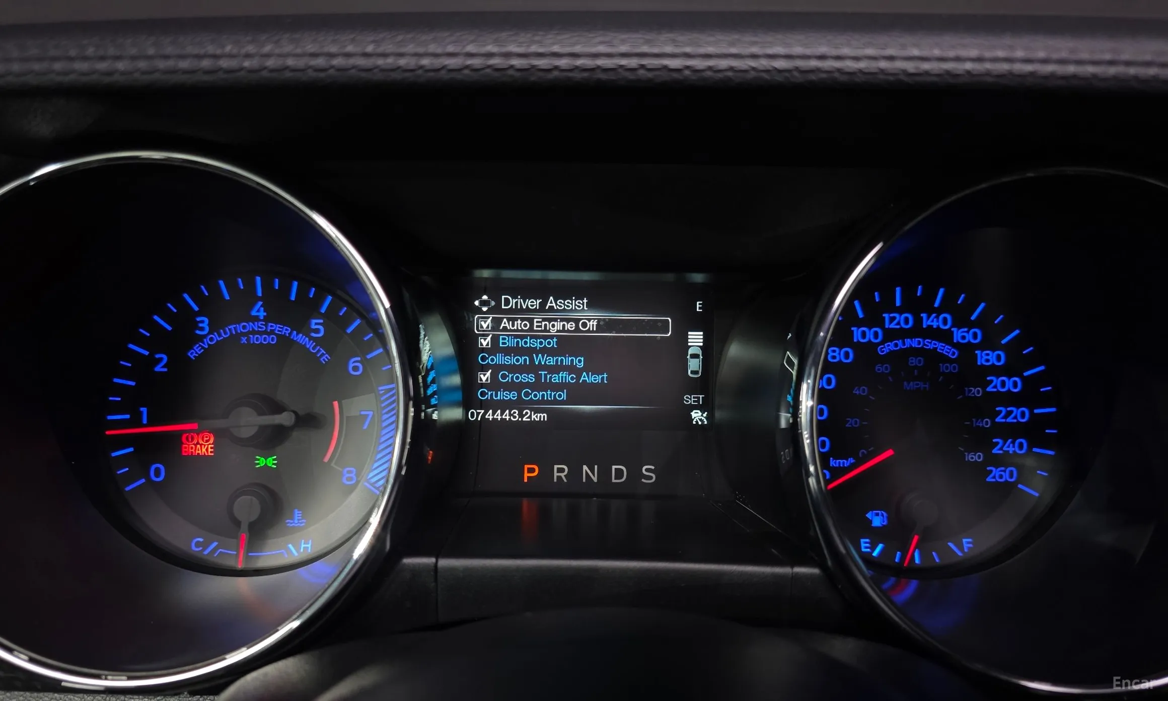 Ford Mustang превью 8