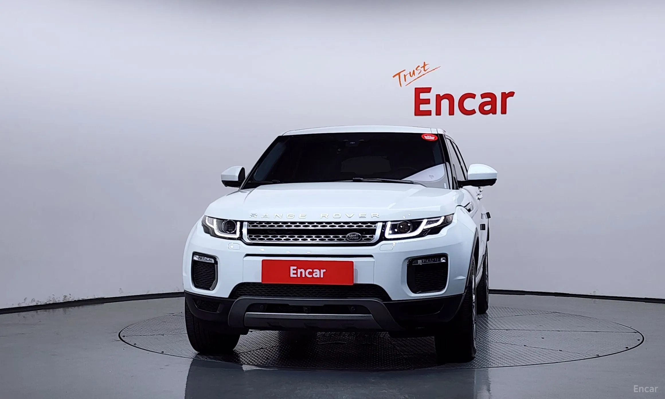 Land Rover Range Rover Evoque превью 3