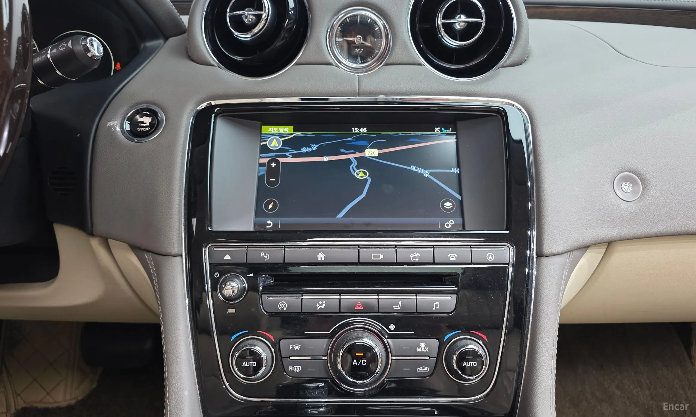 Jaguar All New XJ превью 14