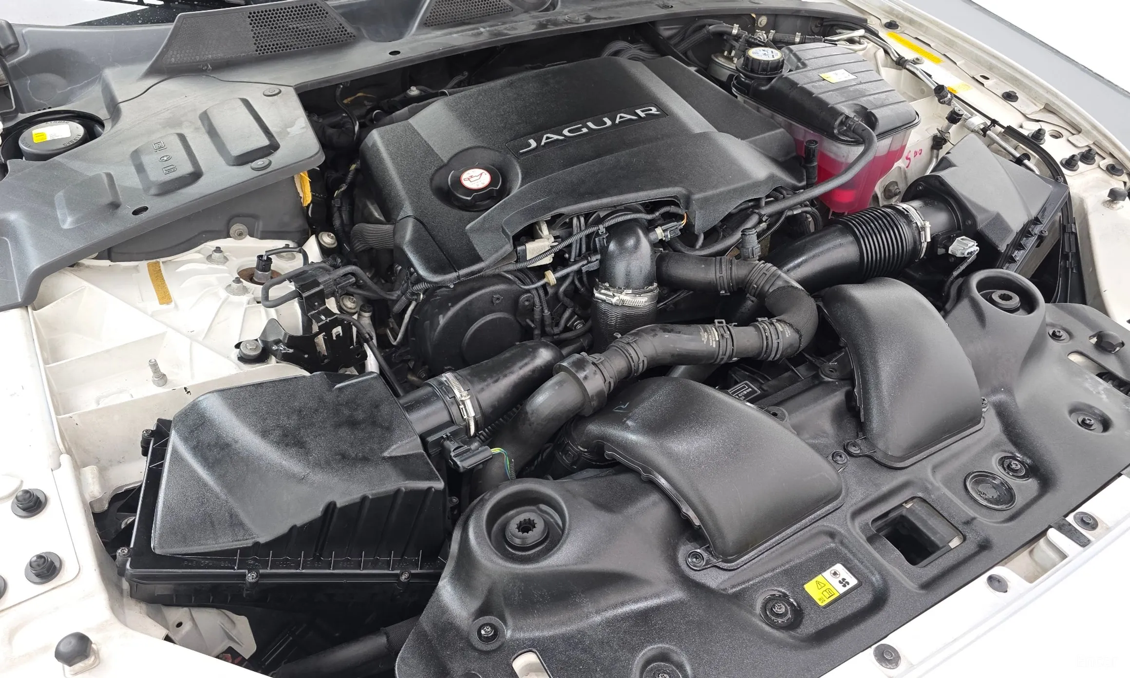 Jaguar All New XJ превью 6