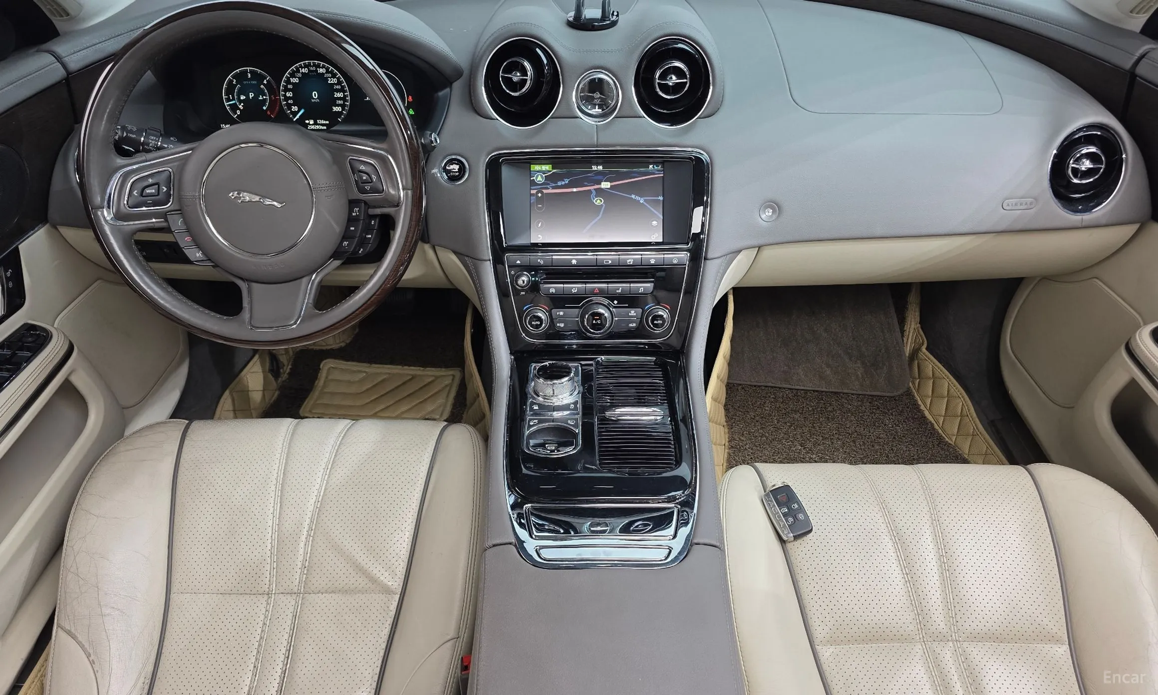 Jaguar All New XJ превью 7