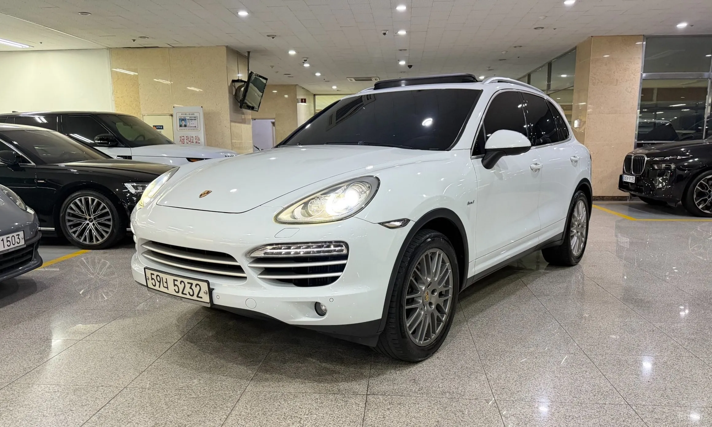 New Cayenne
