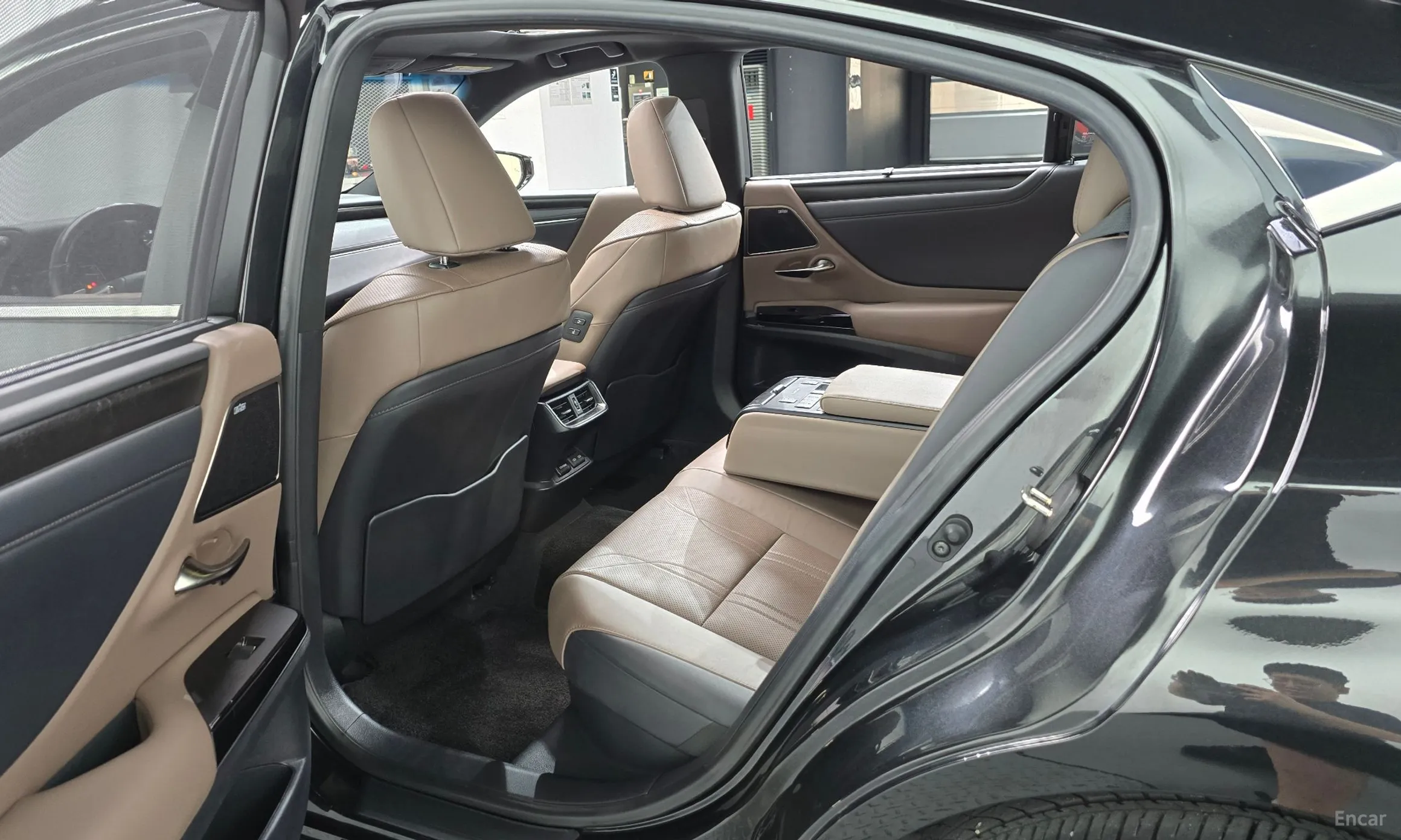 Lexus ES300h 7th Generation превью 11