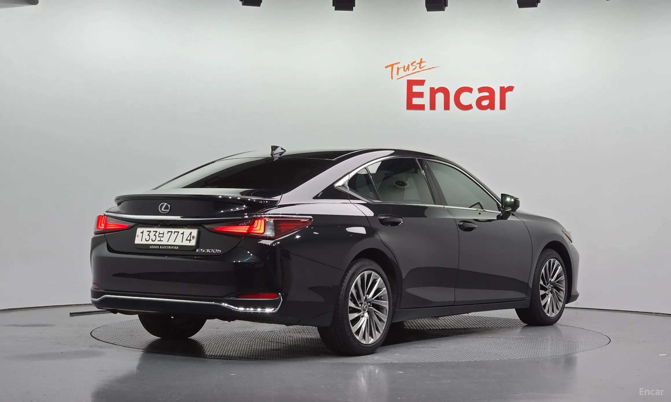 Lexus ES300h 7th Generation