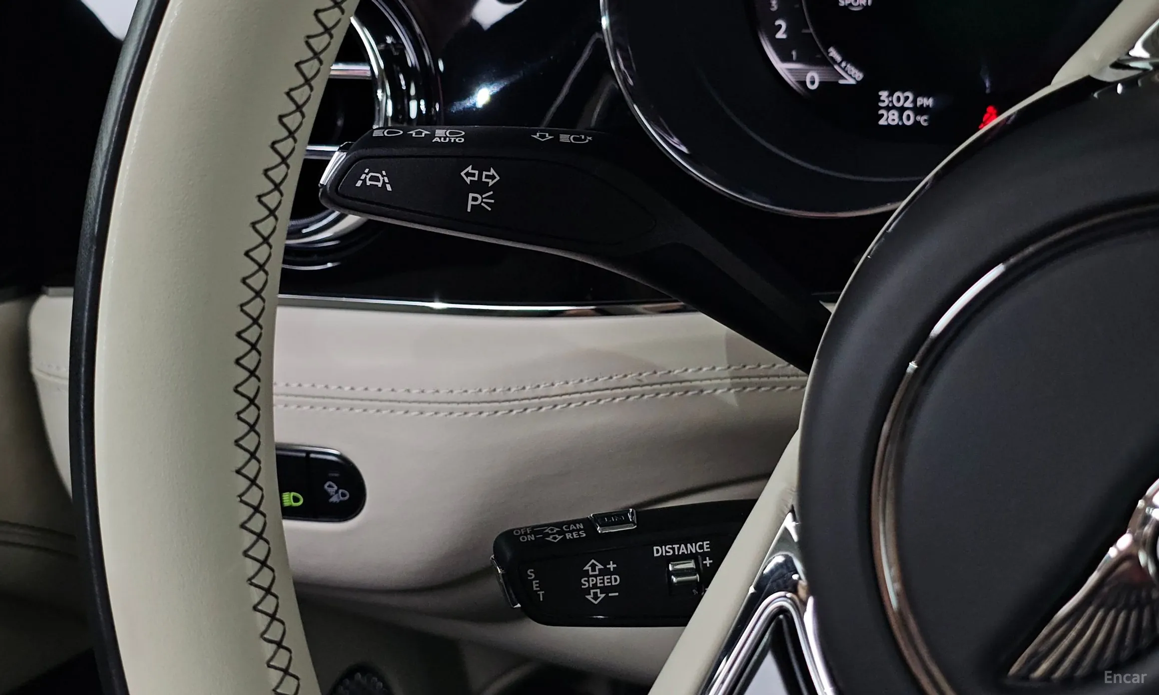 Bentley Bentayga превью 18