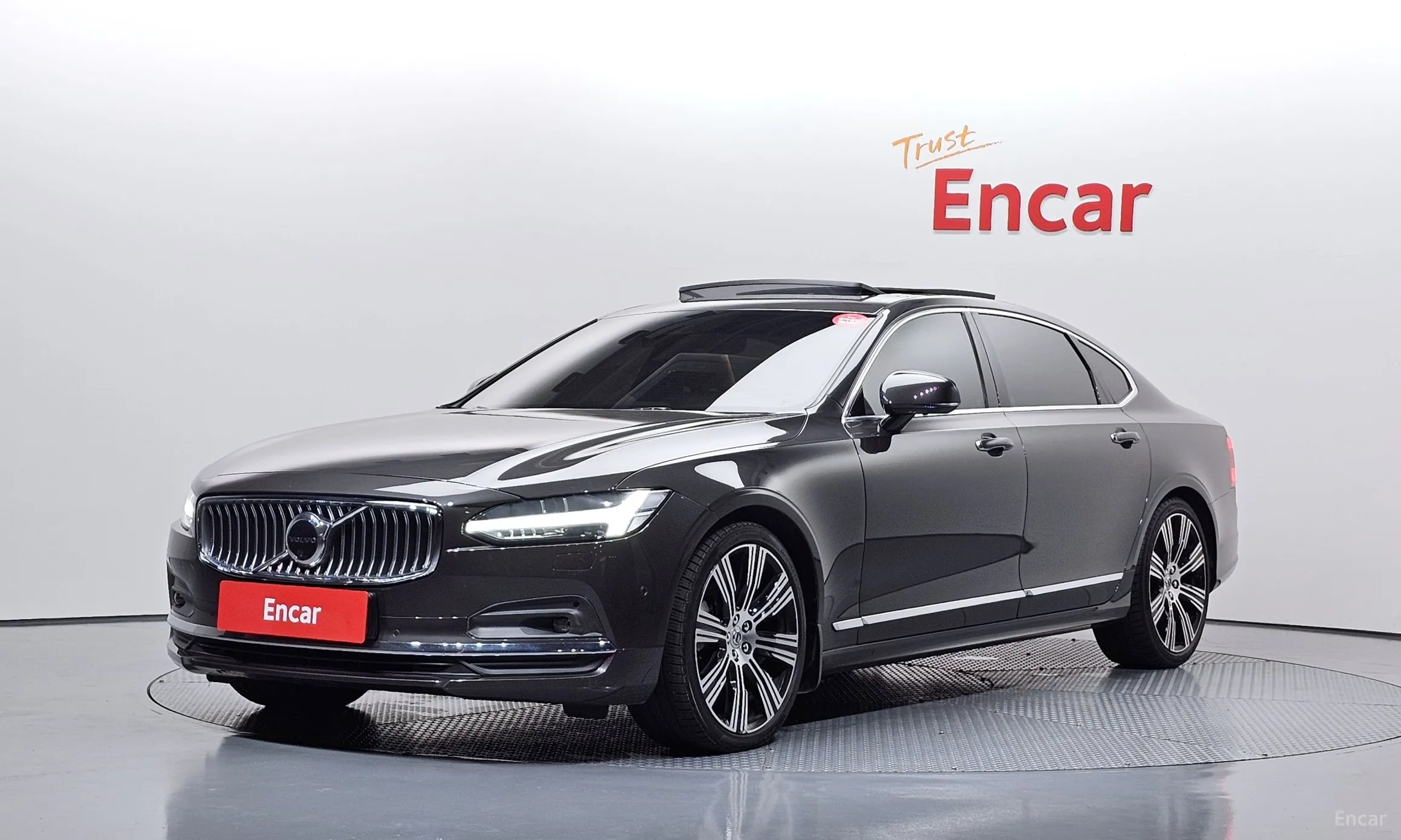 S90