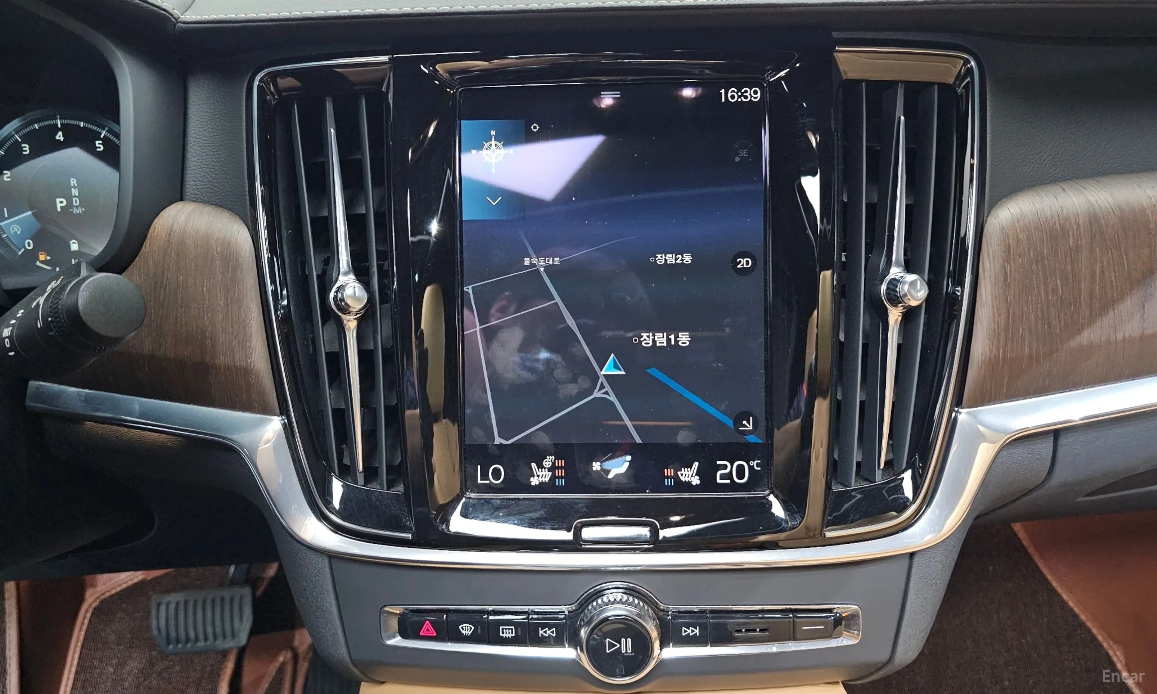 Volvo S90 превью 14