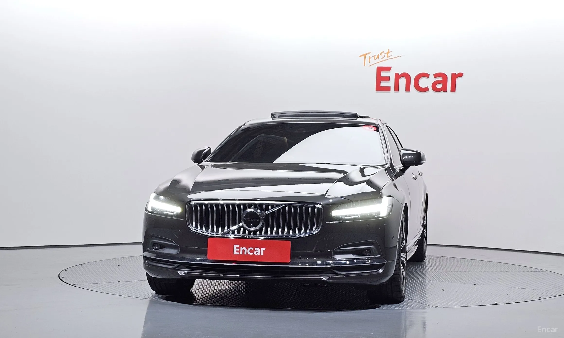 Volvo S90 превью 3