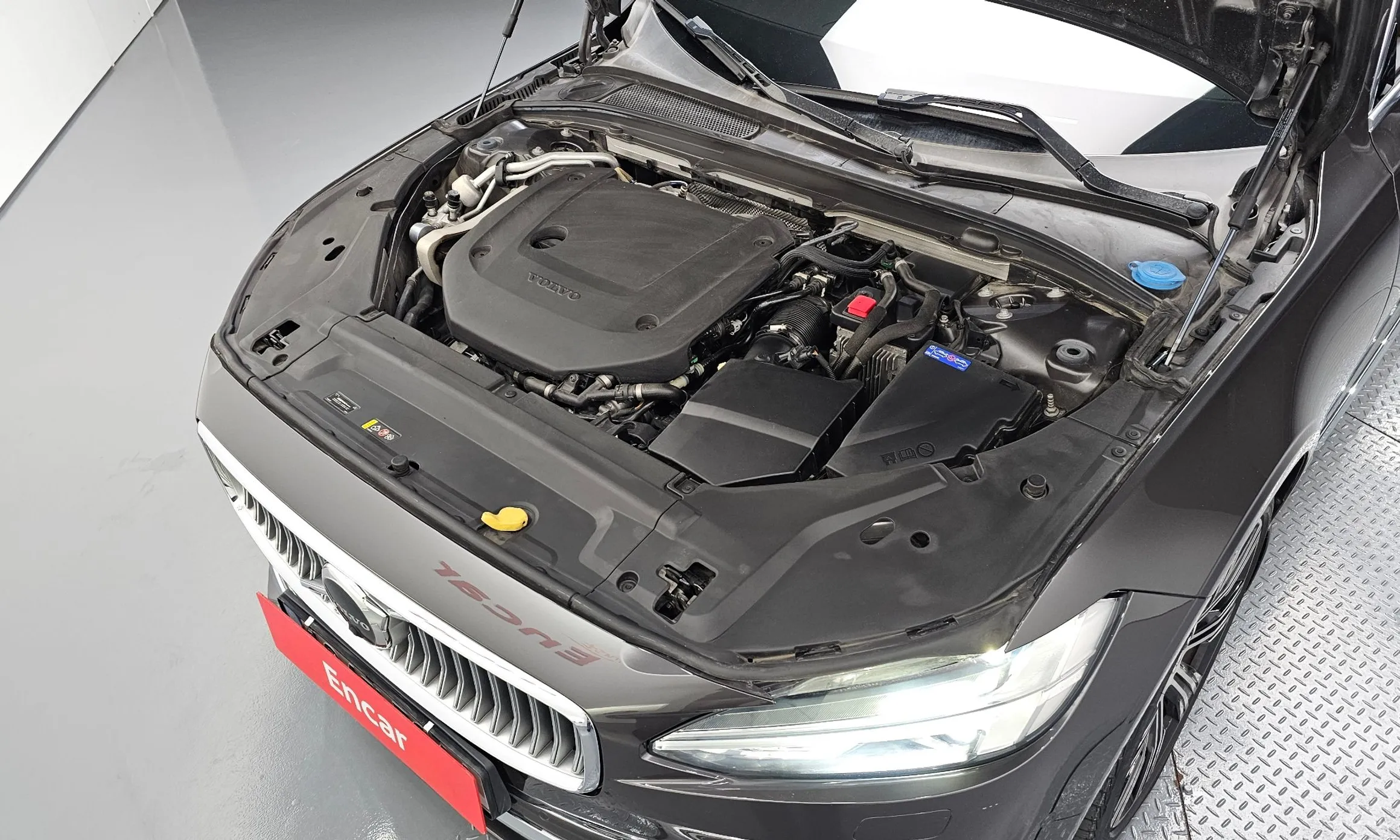 Volvo S90 превью 6