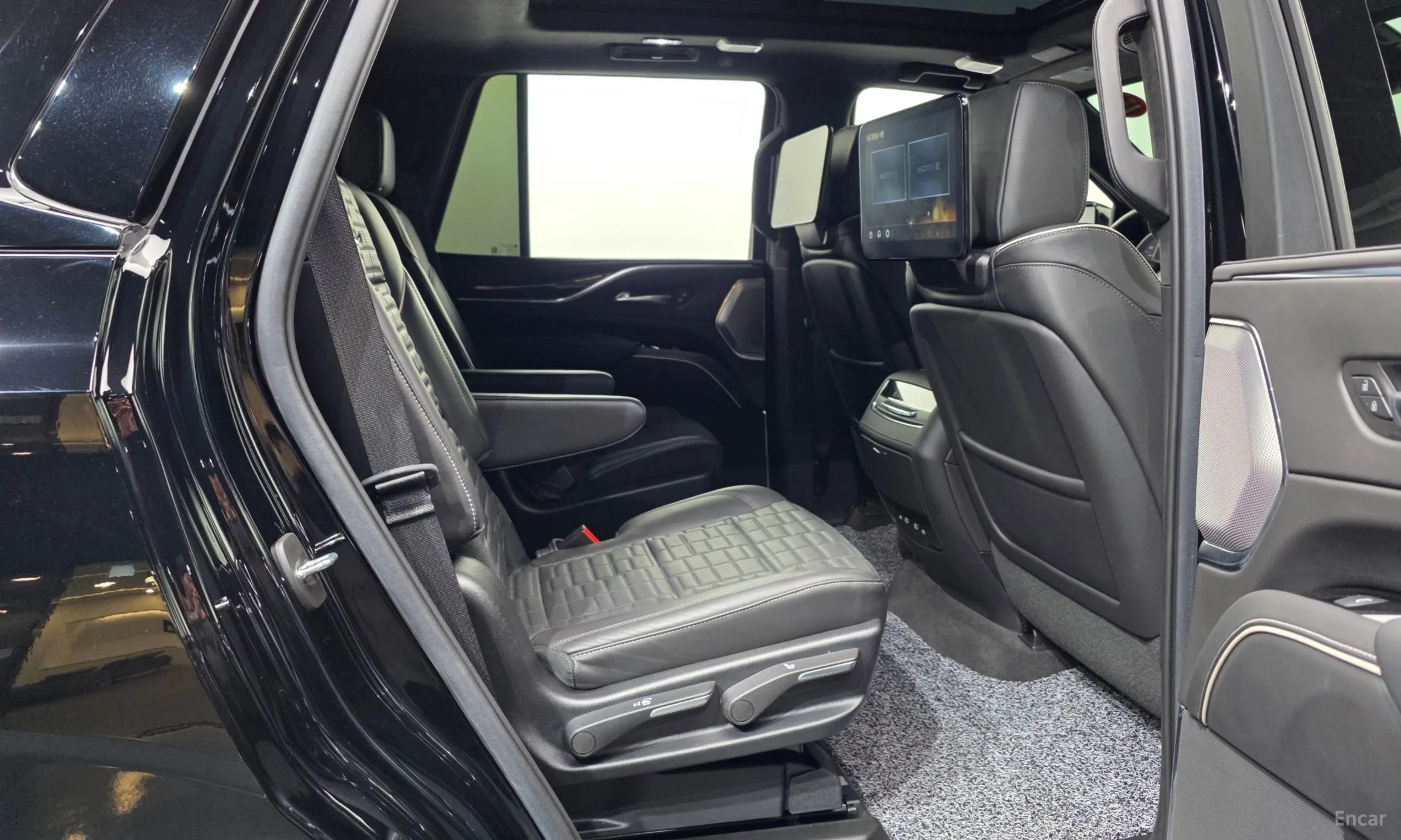 Cadillac Escalade 5th Generation превью 12