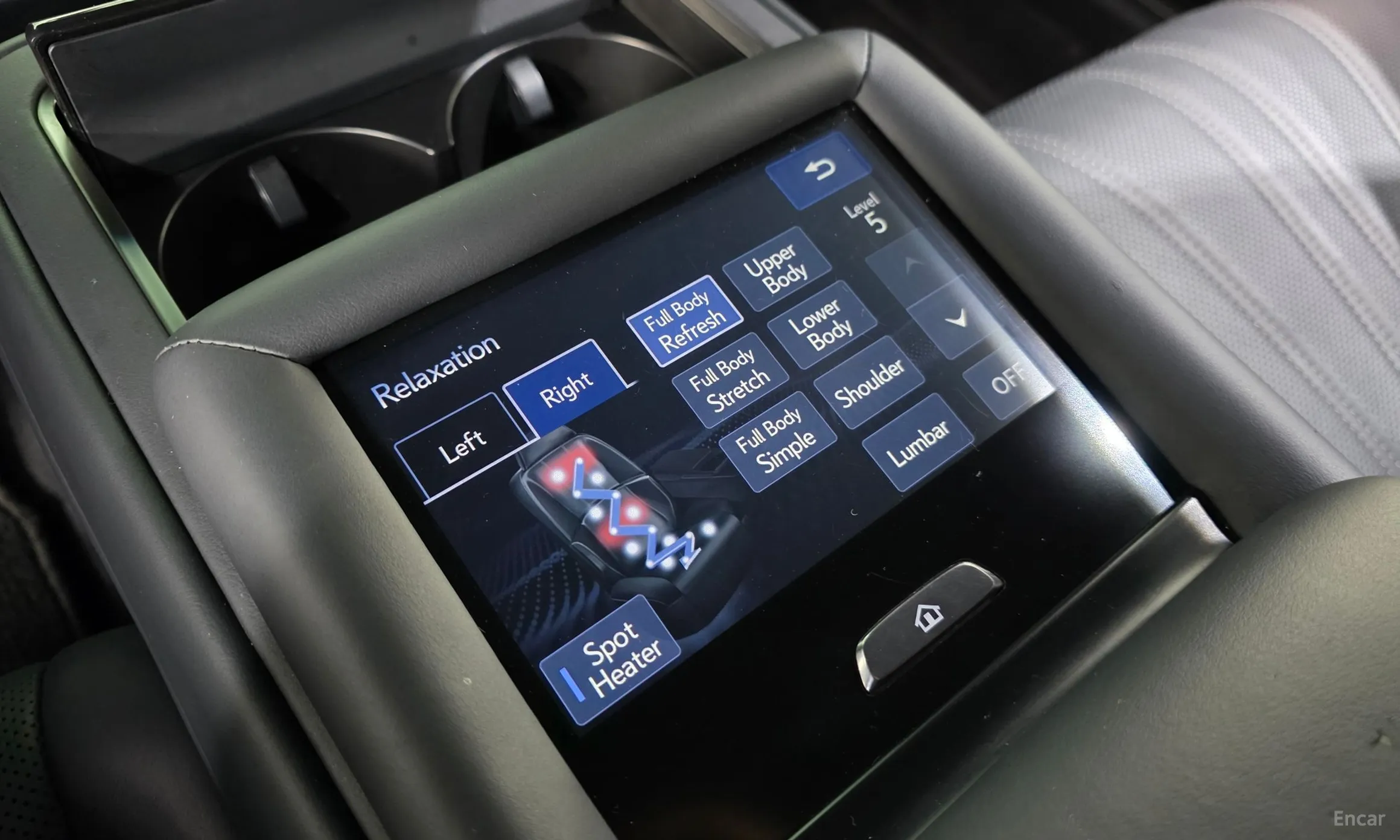 Lexus LS500h Gen 5 превью 17
