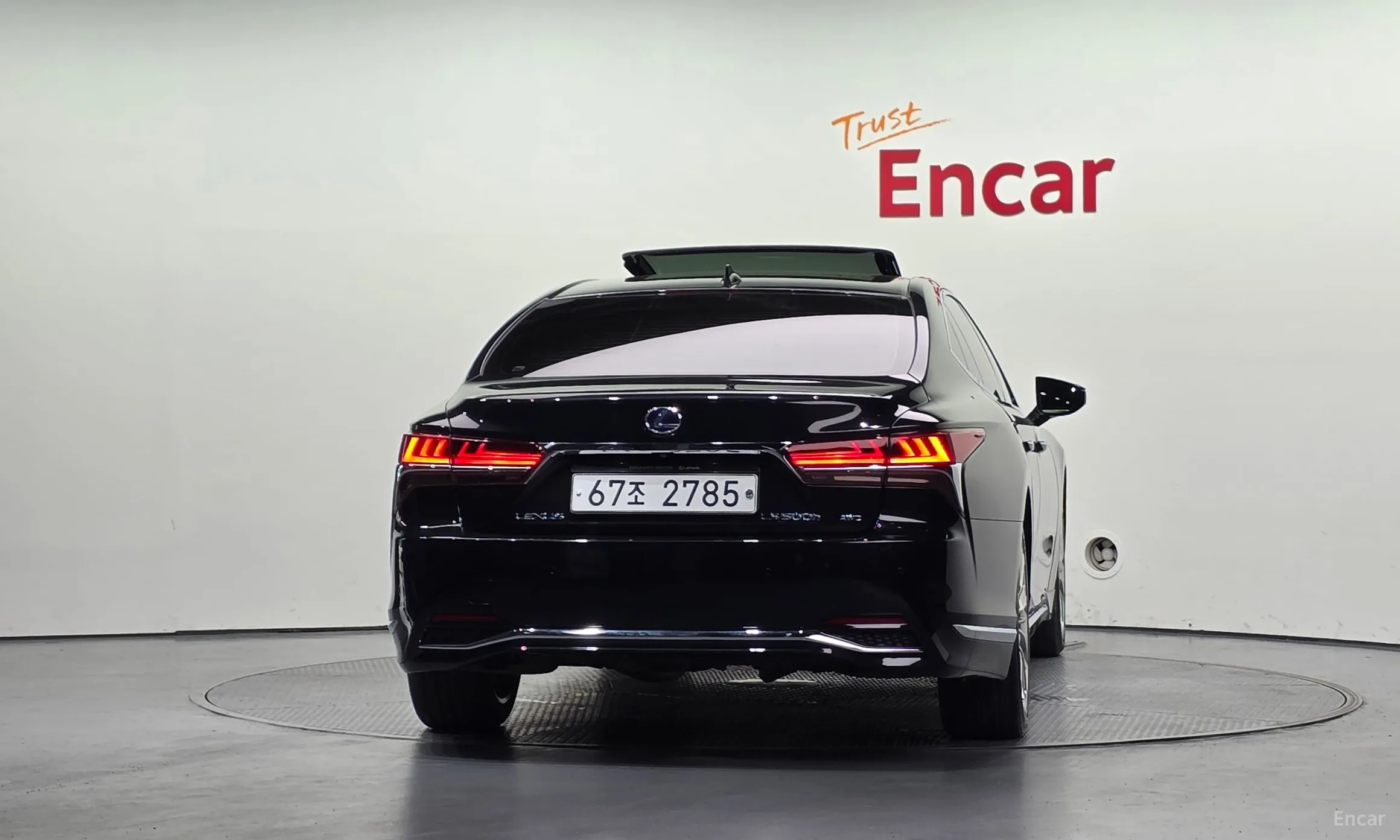 Lexus LS500h Gen 5 превью 4
