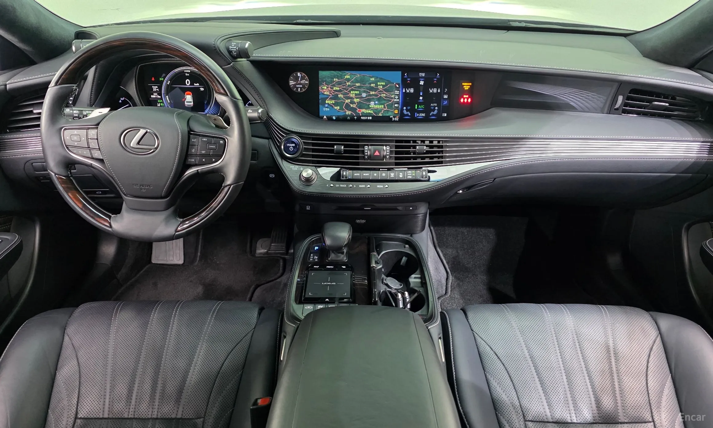 Lexus LS500h Gen 5 превью 7