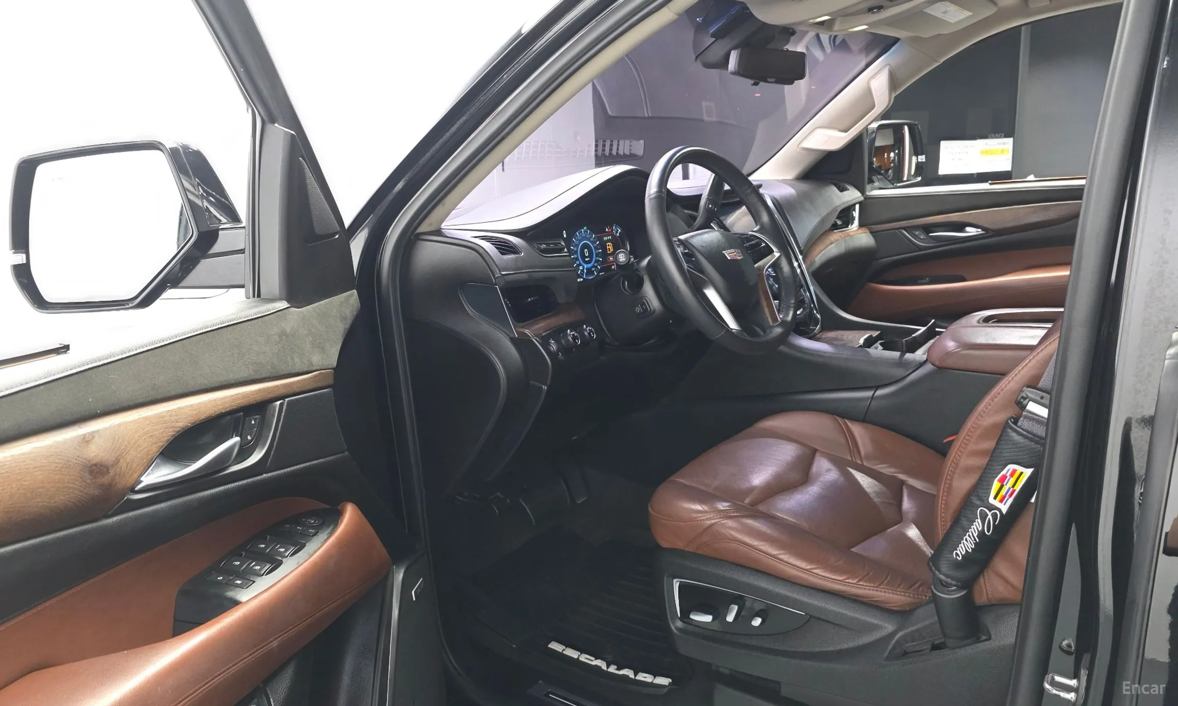 Cadillac Escalade превью 10