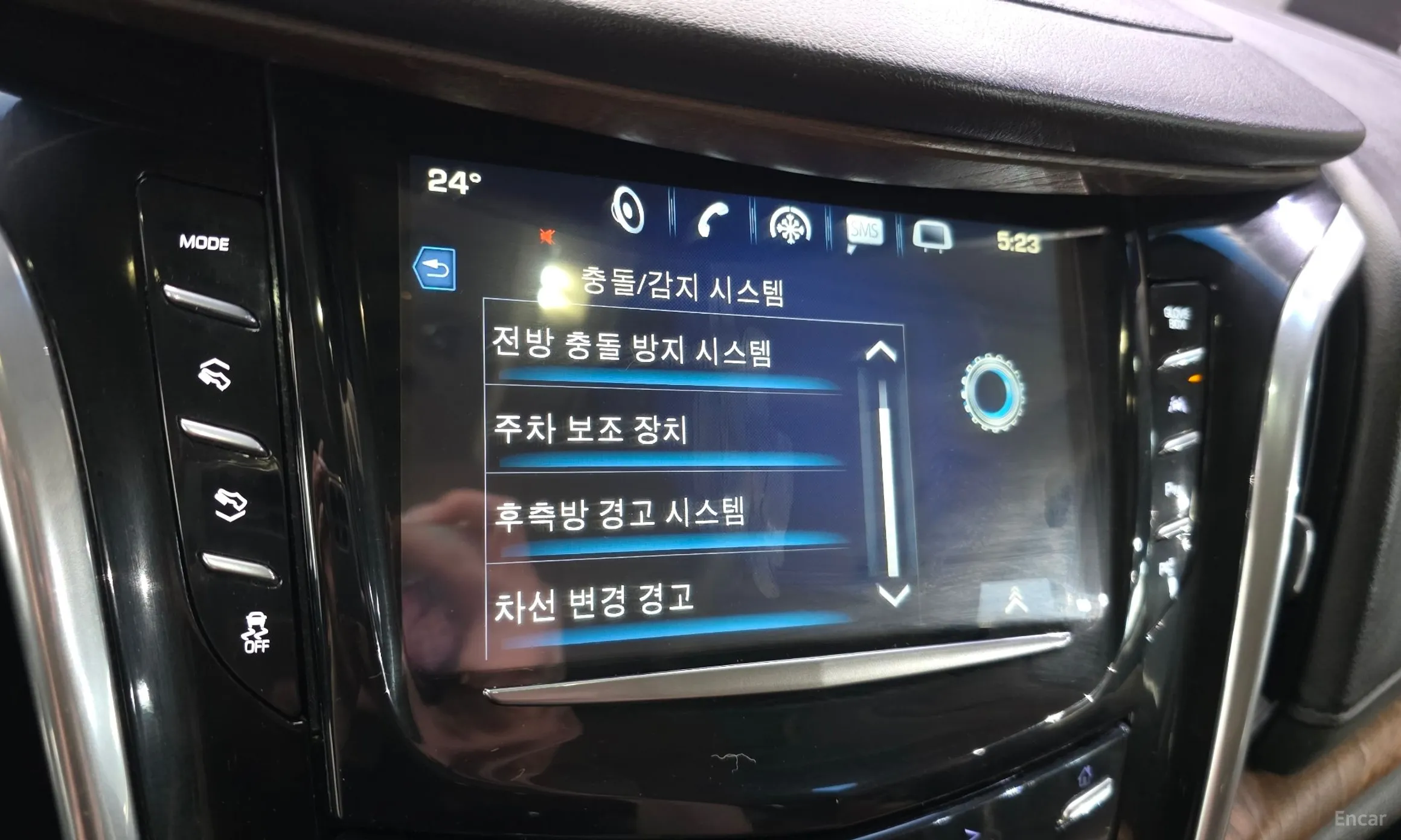 Cadillac Escalade превью 13