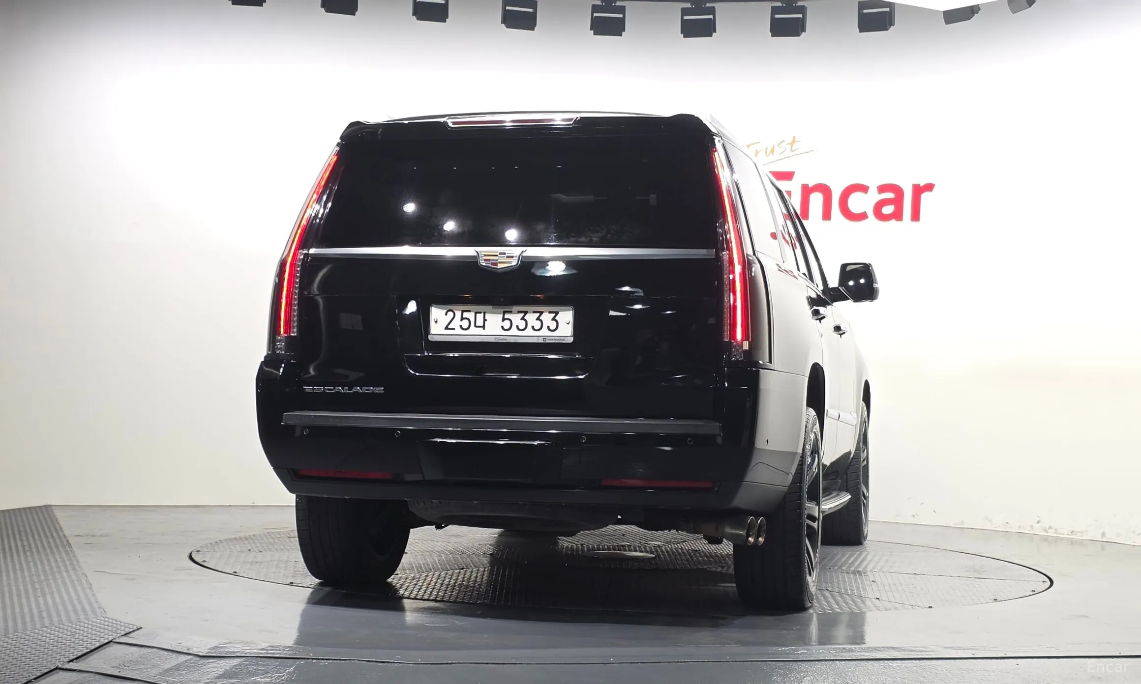 Cadillac Escalade превью 4