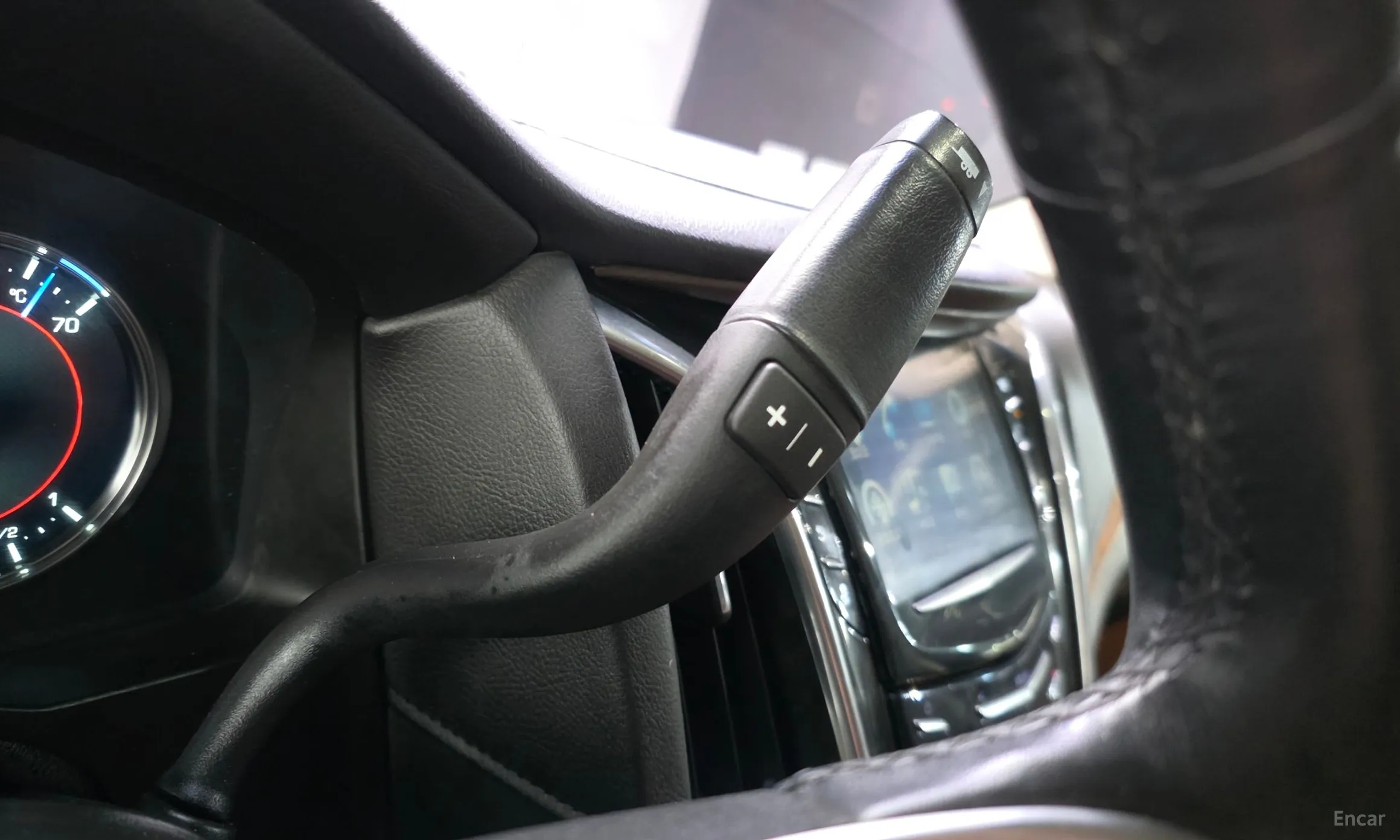 Cadillac Escalade превью 9