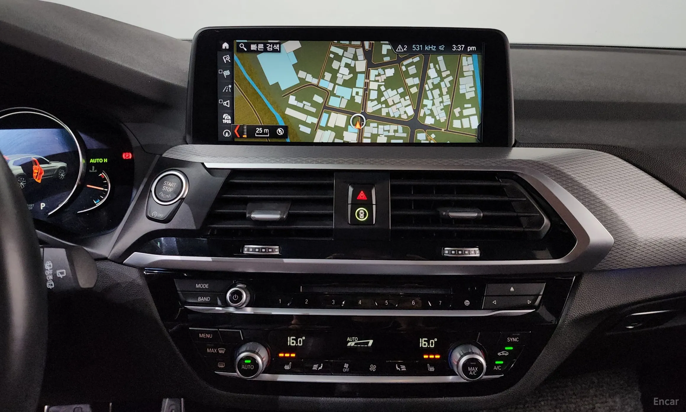 BMW X3 (G01) превью 12