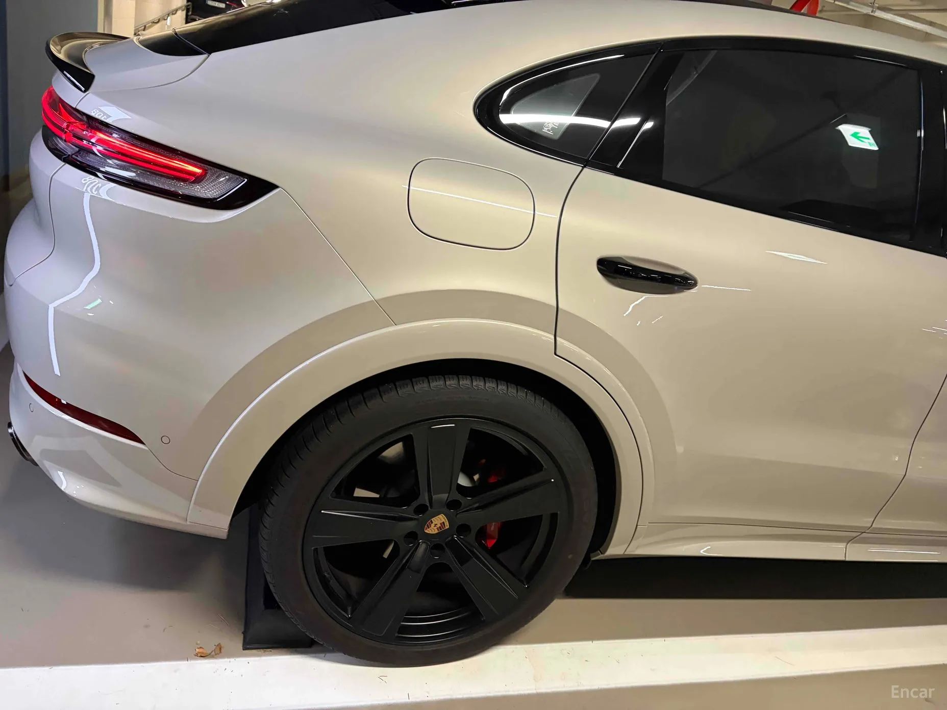Porsche Cayenne (PO536) превью 6