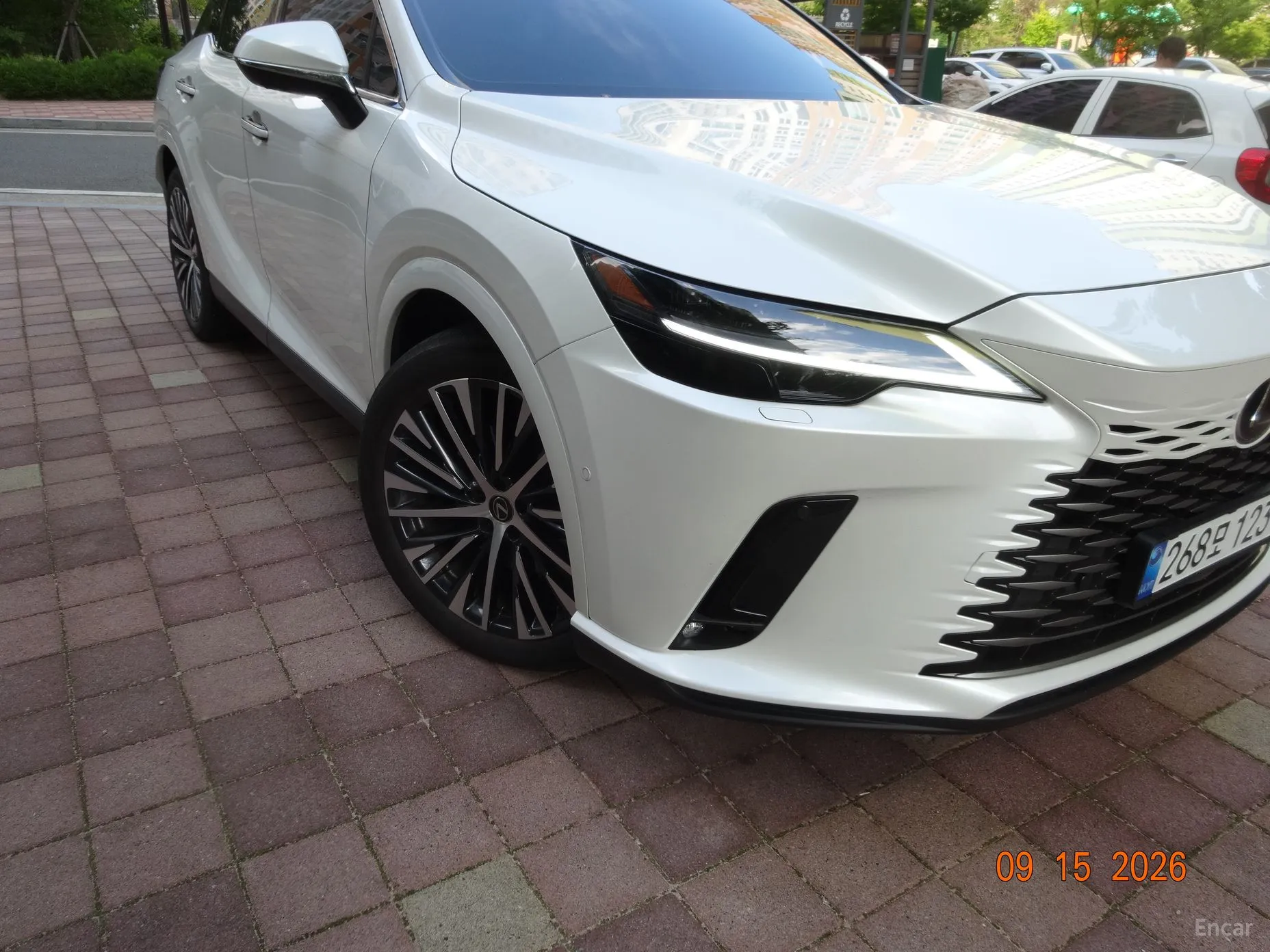 Lexus RX450h + 5th Gen превью 3