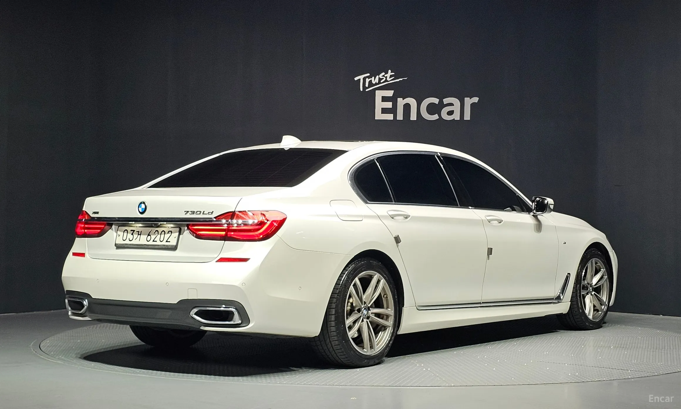 BMW 7 Series (G11)