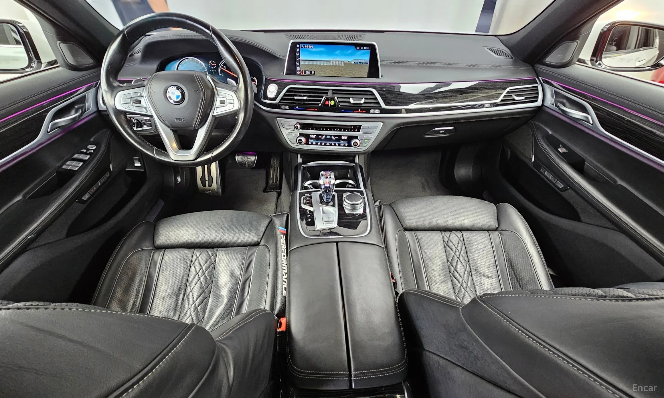 BMW 7 Series (G11) превью 7