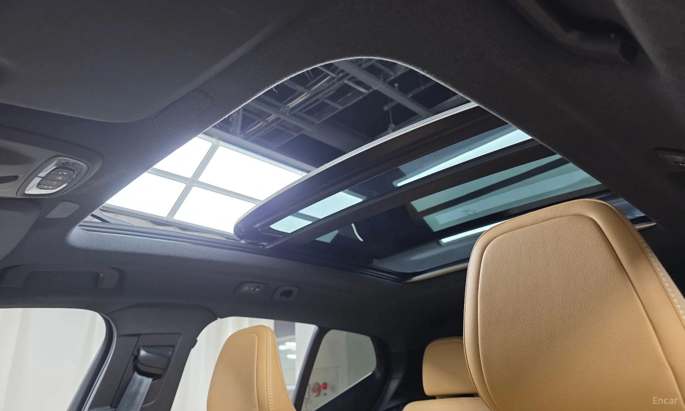 Volvo XC40 превью 17