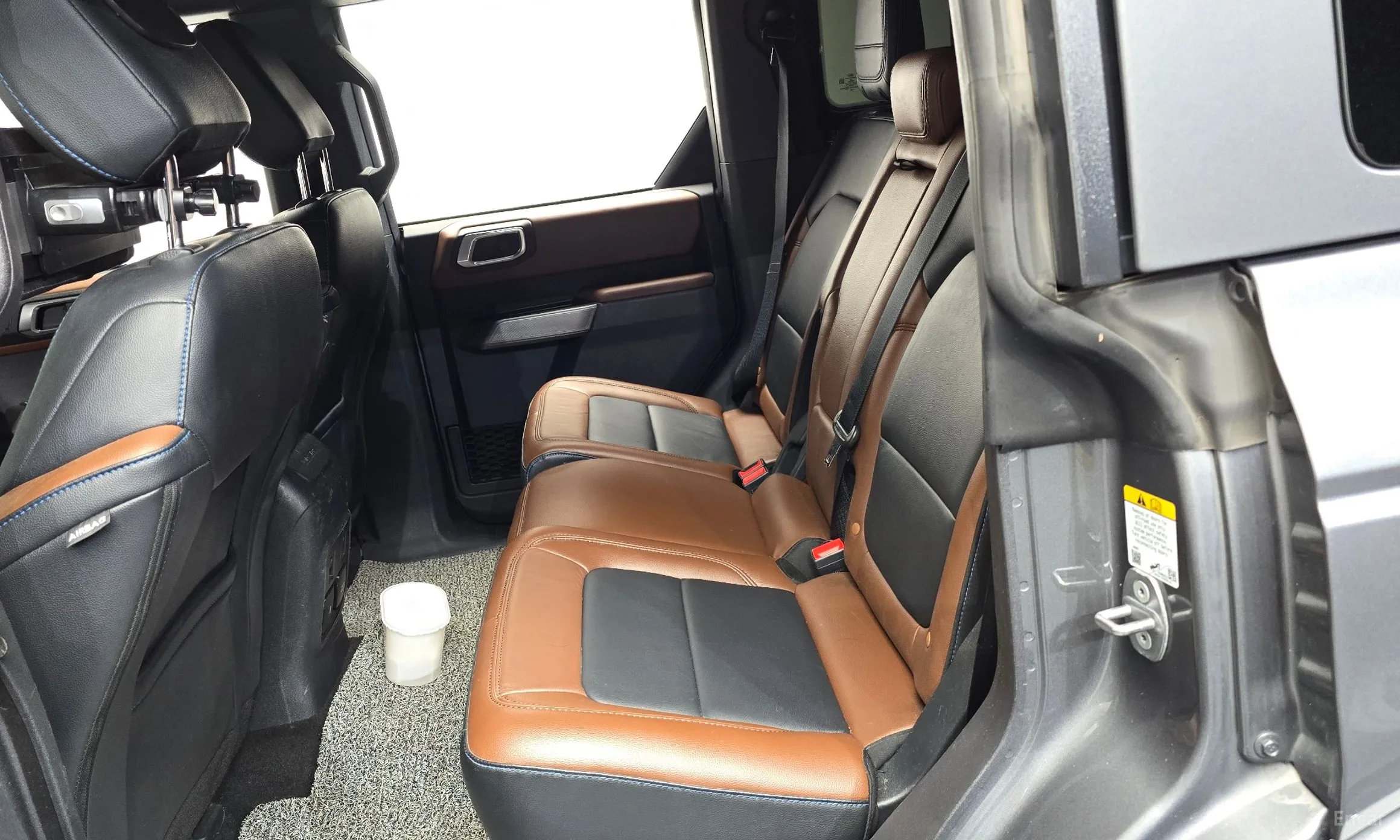 Ford Bronco 6th Generation превью 11