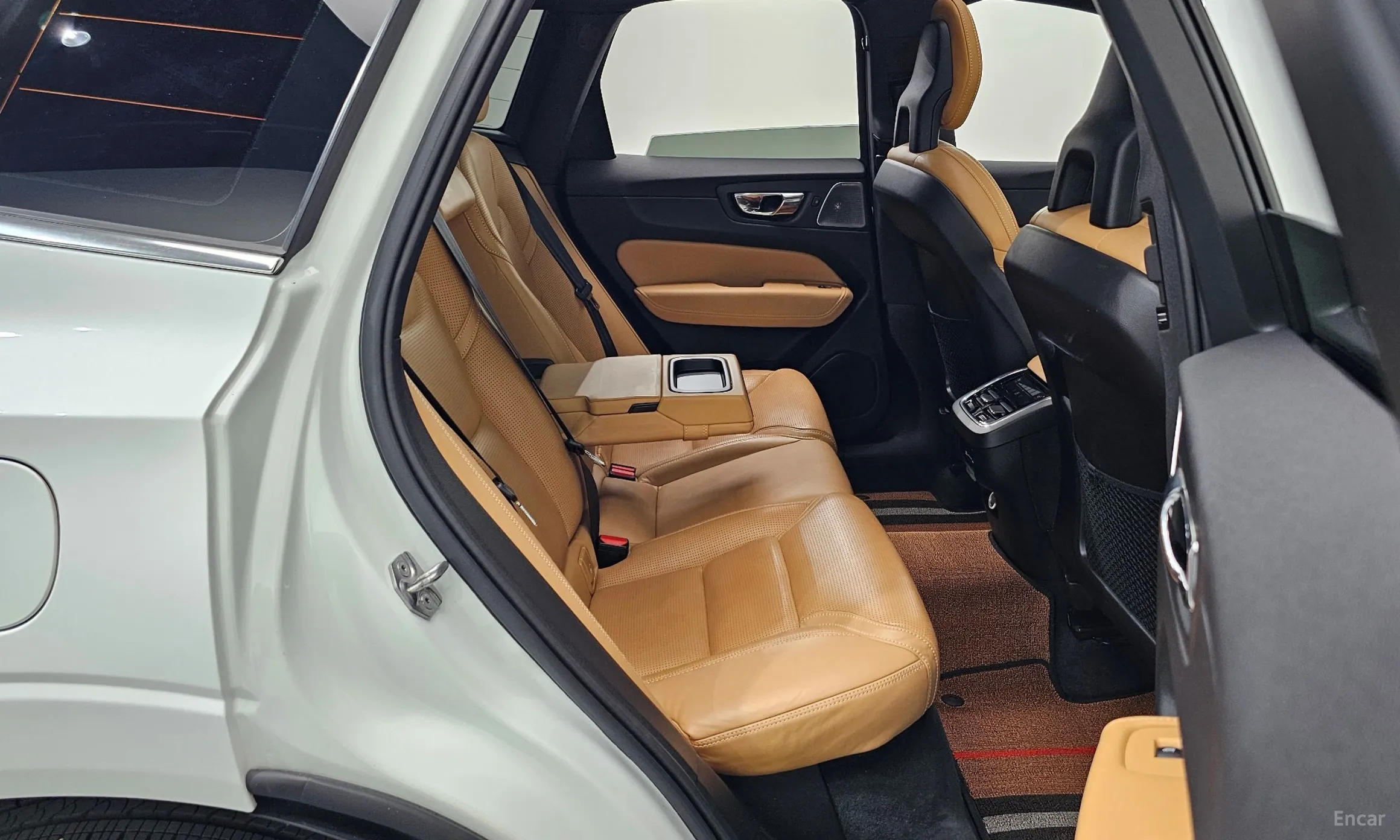 Volvo XC60 Gen 2 превью 11