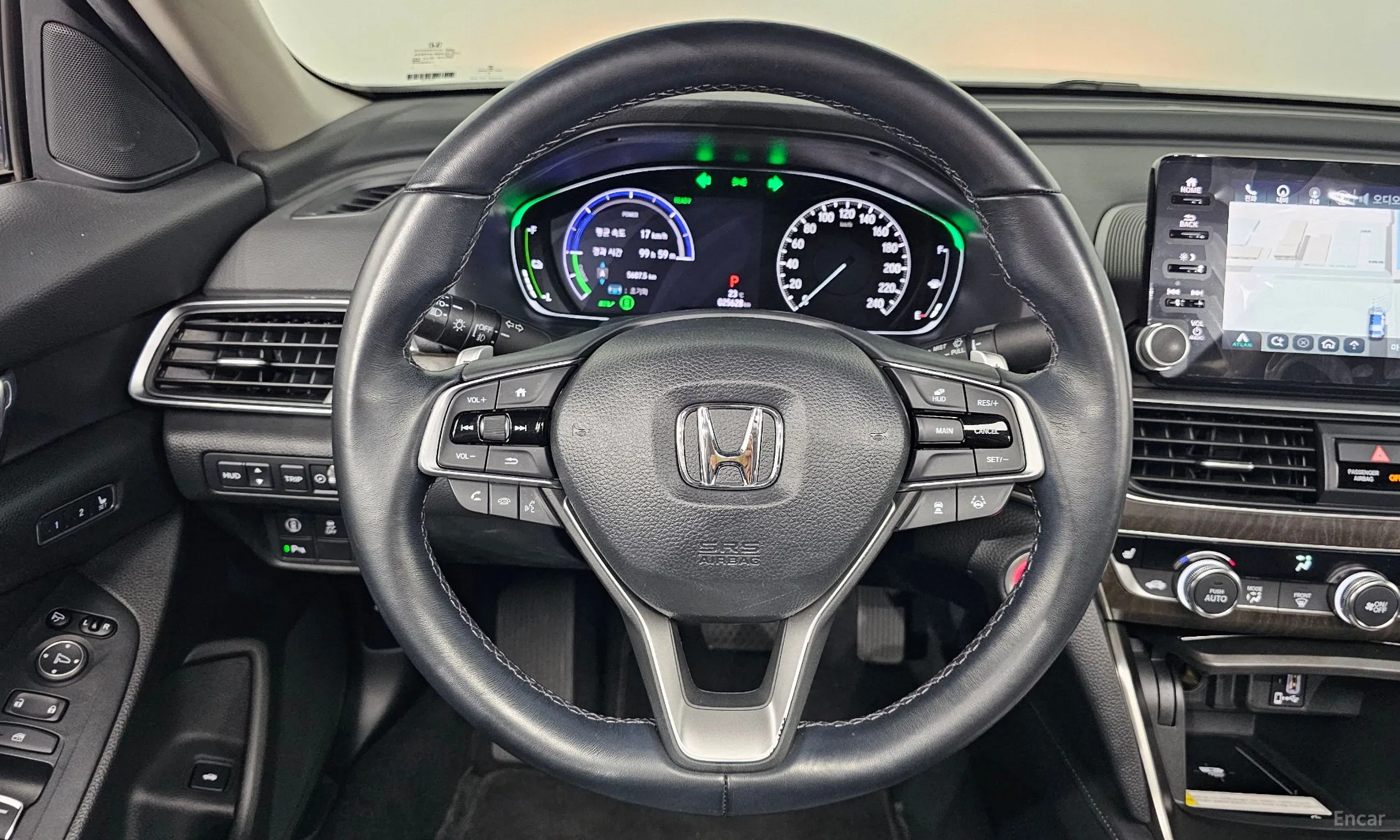 Honda Accord 10th Generation превью 13