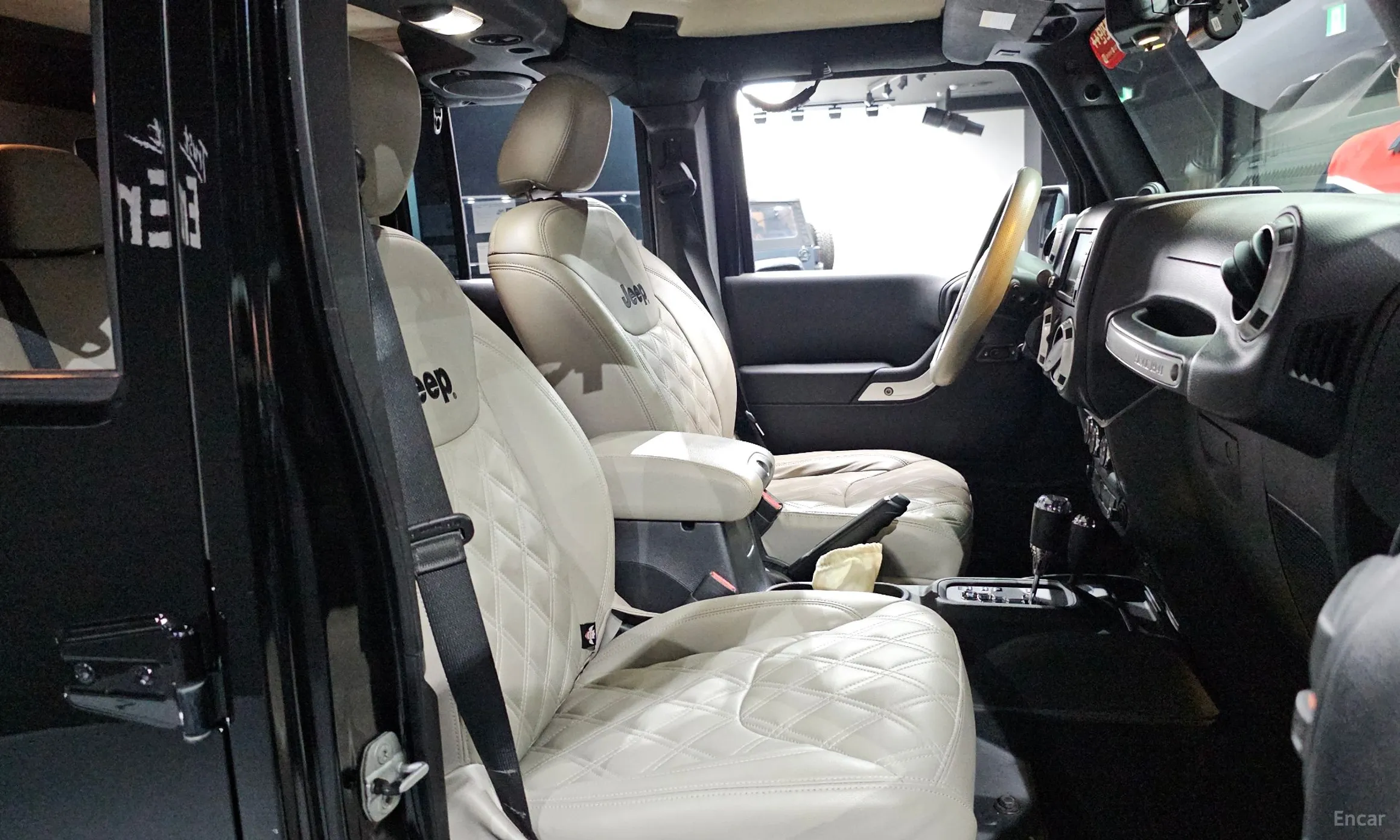 Jeep Wrangler (JK) превью 12