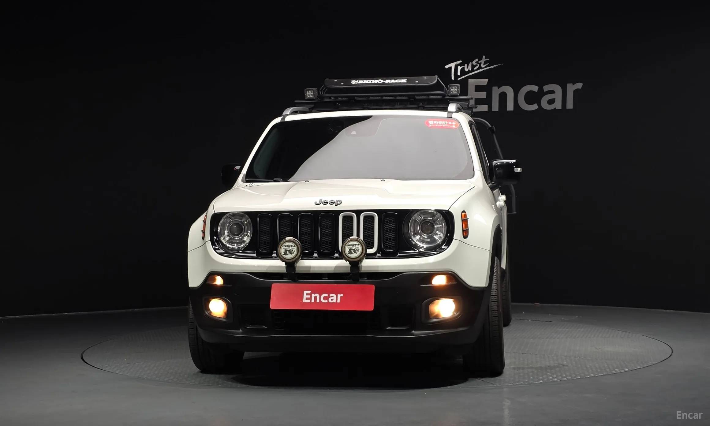 Jeep Renegade превью 3