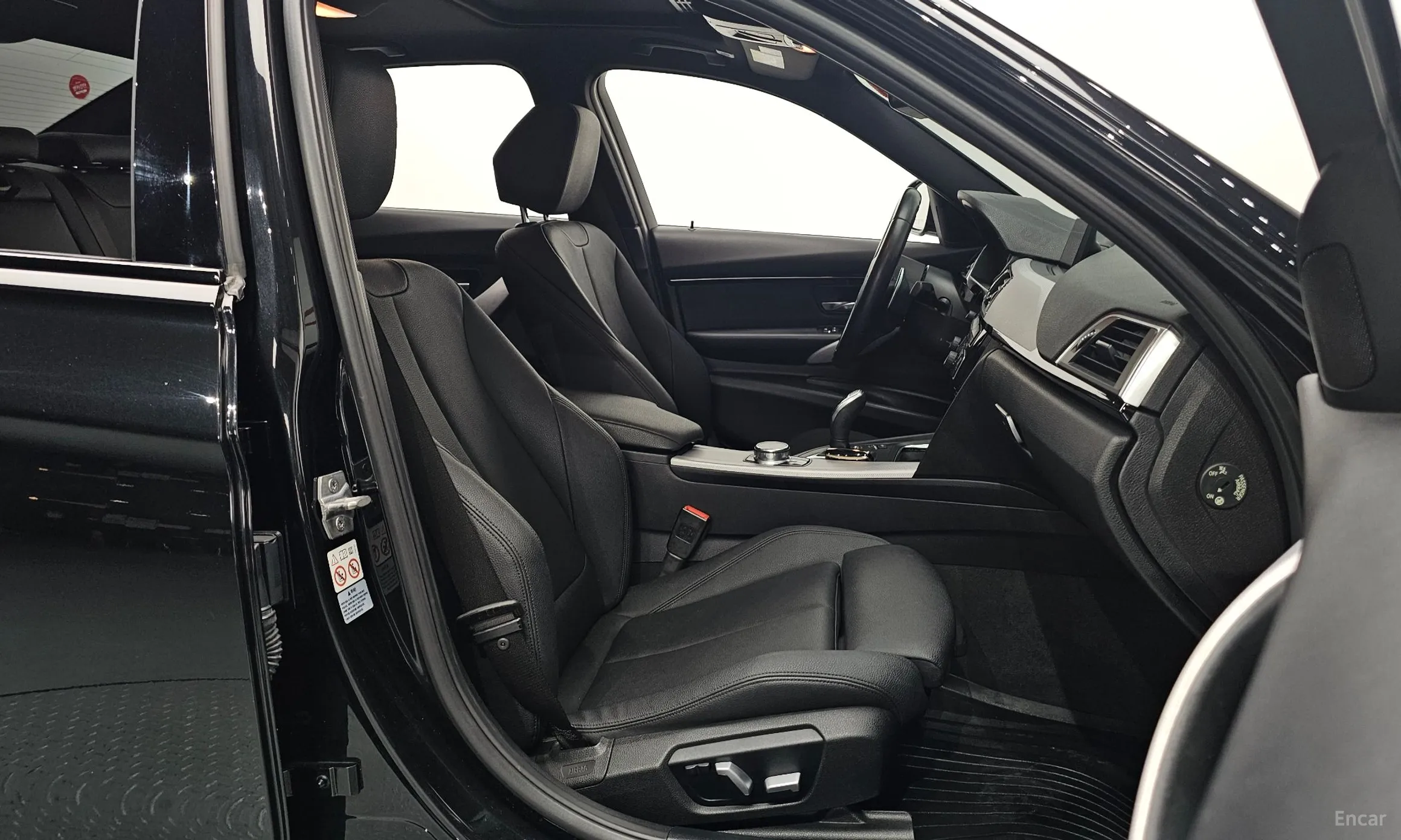BMW 3 Series (F30) превью 10