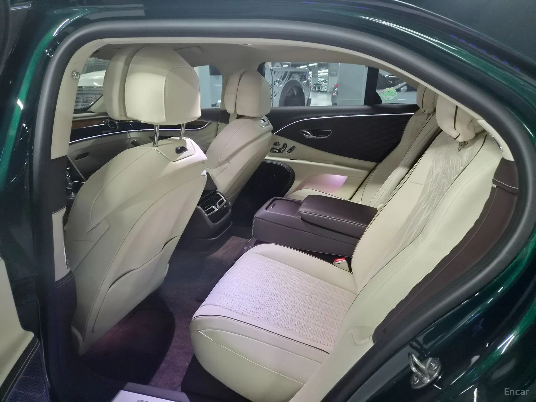 Bentley Flying Spur 3rd Generation превью 6