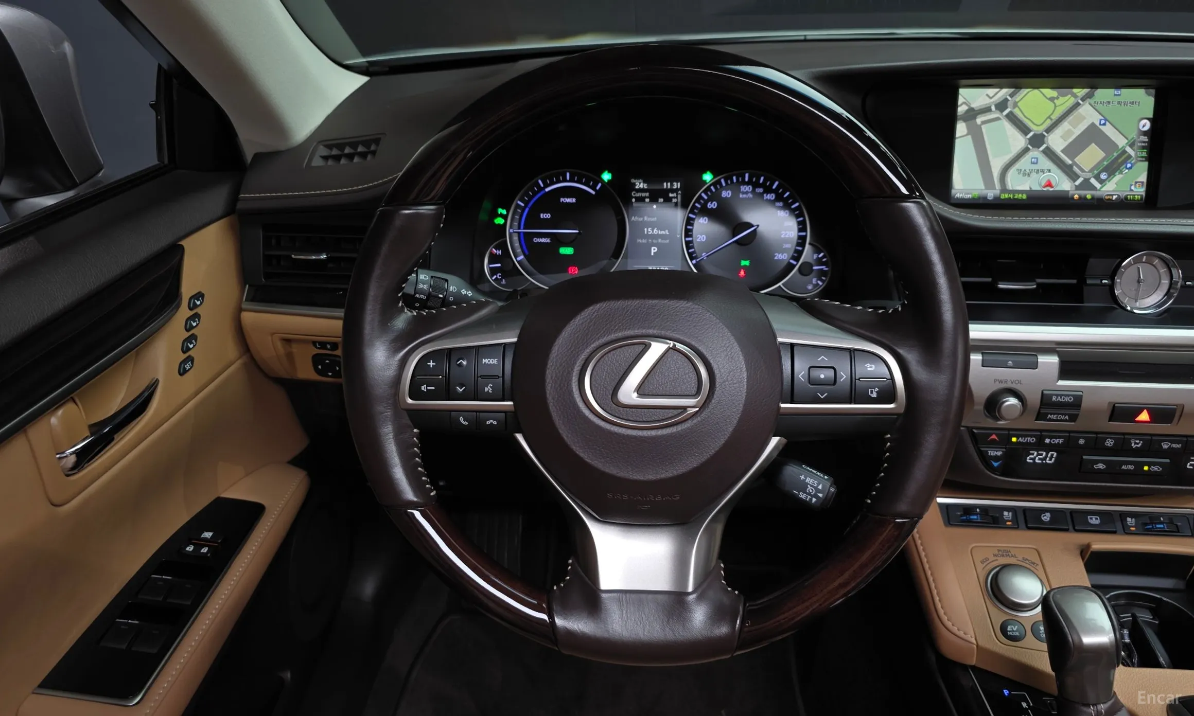 Lexus New ES300h превью 13