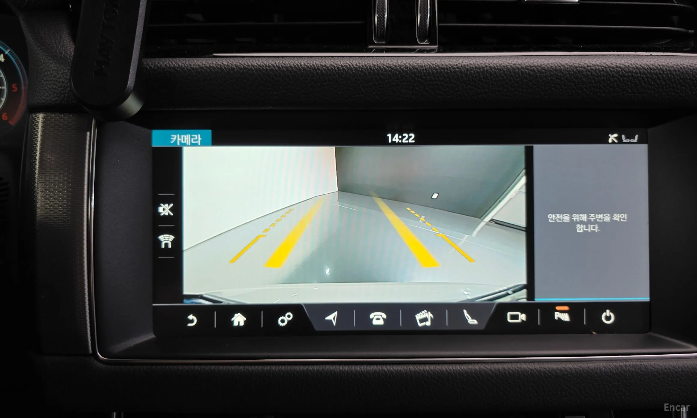 Jaguar XF (x260) превью 15