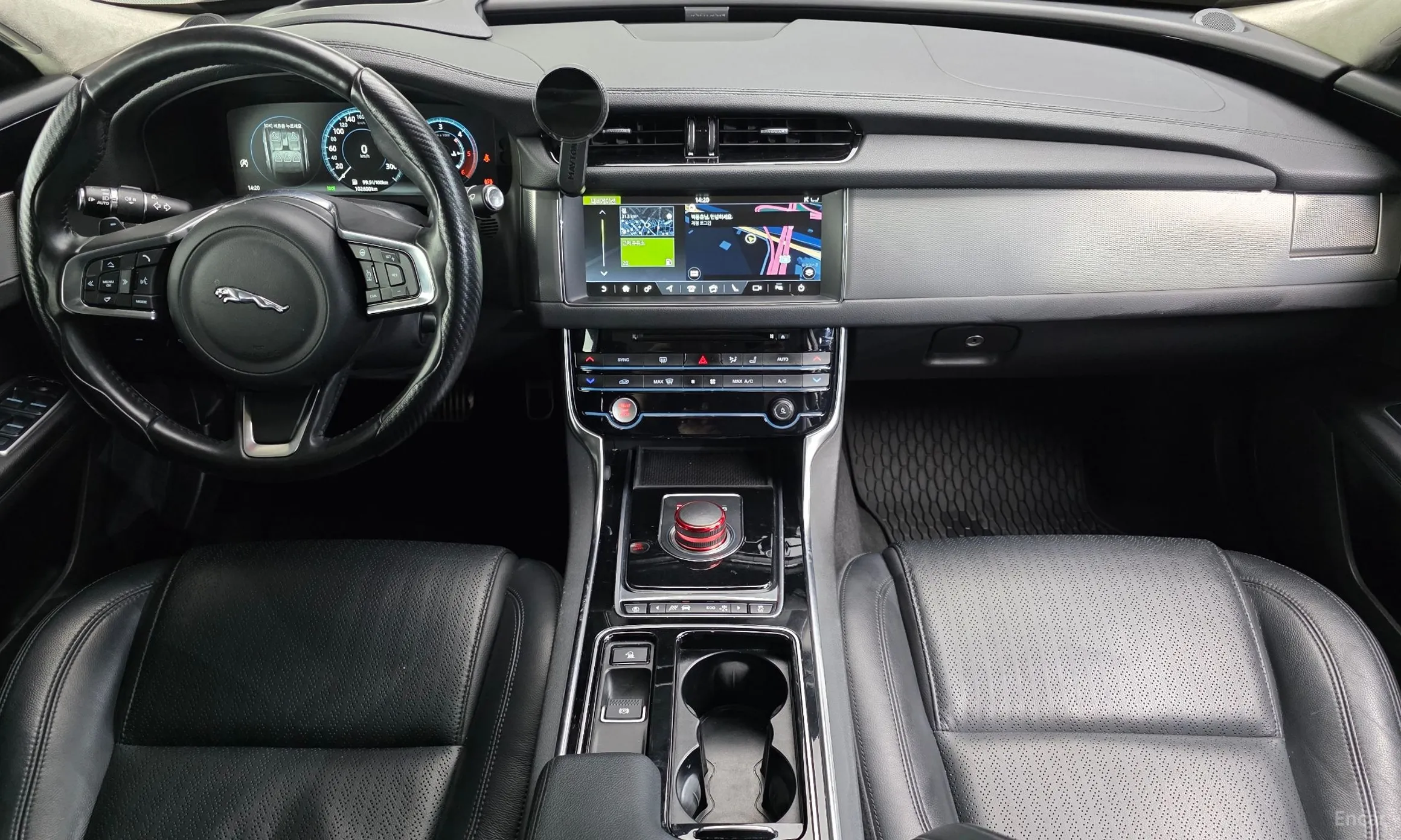 Jaguar XF (x260) превью 7